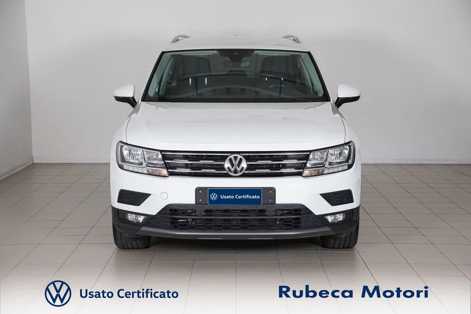 Volkswagen Tiguan Allspace 2.0 TDI DSG Business 7 p.ti 150CV Weiß - 2