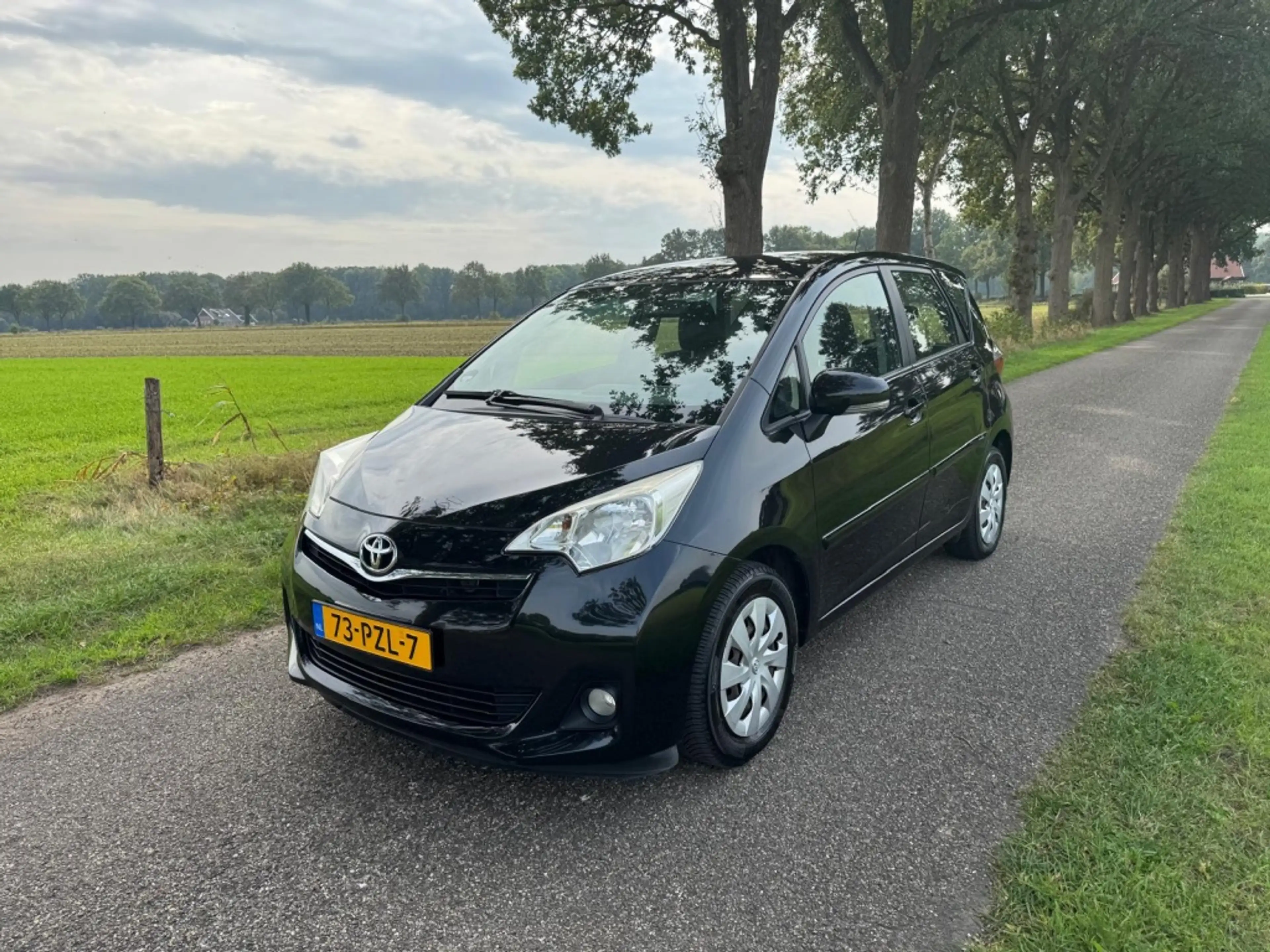Toyota Verso-S 1.3 VVT-i Aspiration | Camera | Cruise Control | C — photo 3