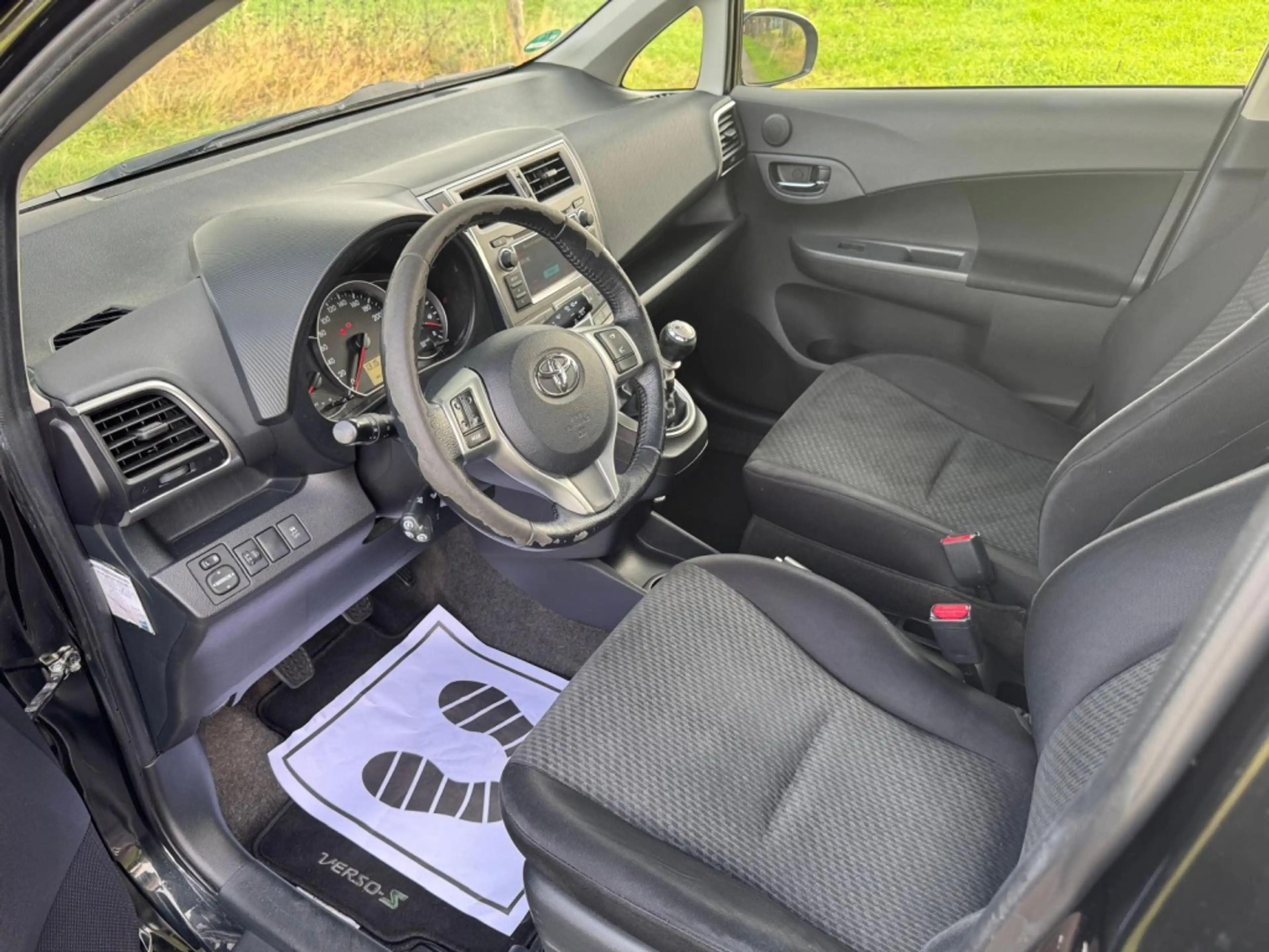 Toyota Verso-S 1.3 VVT-i Aspiration | Camera | Cruise Control | C — photo 9