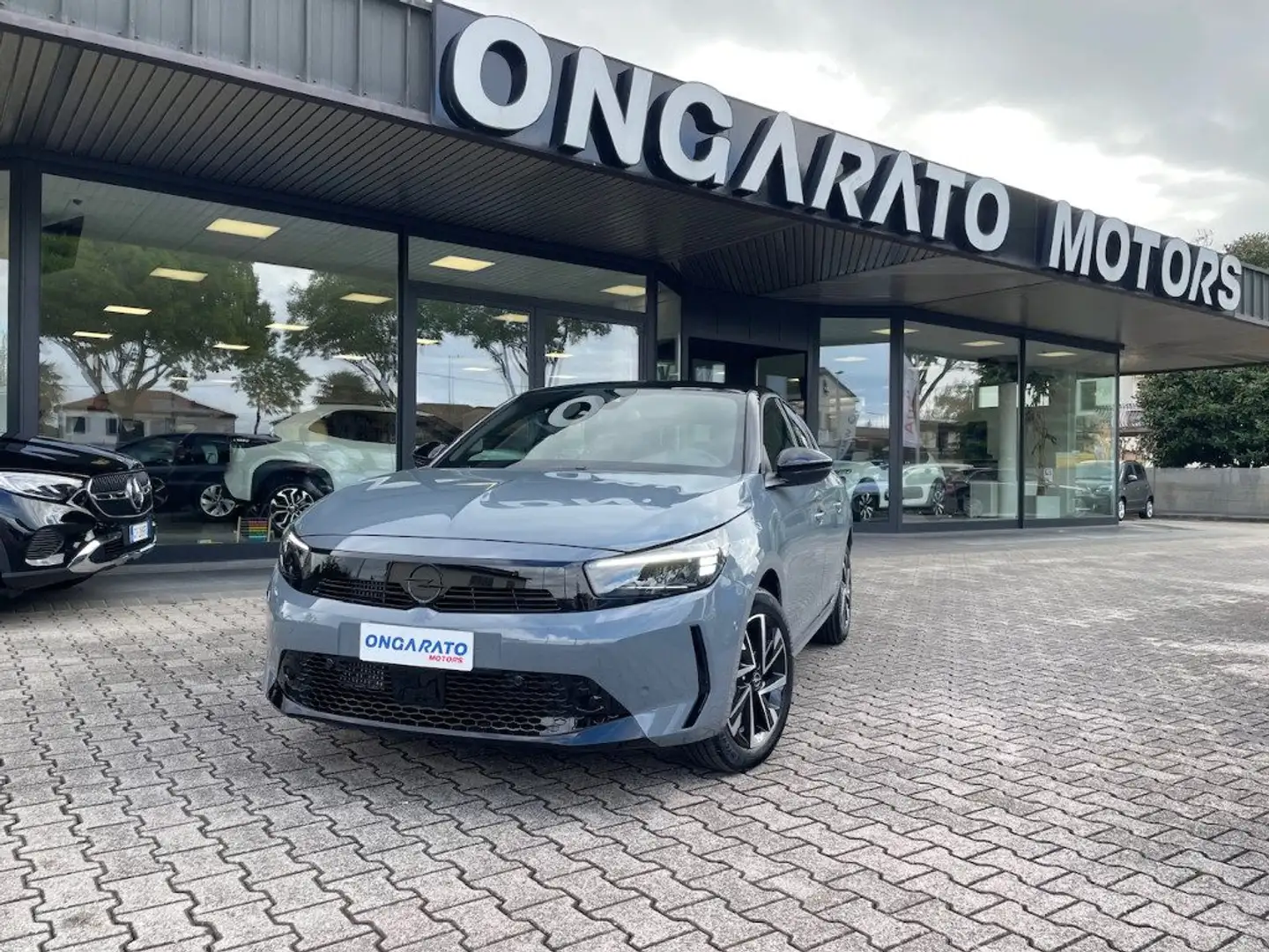 Opel Corsa 1.2 100 CV GS #Pronta.Consegna Gris - 1