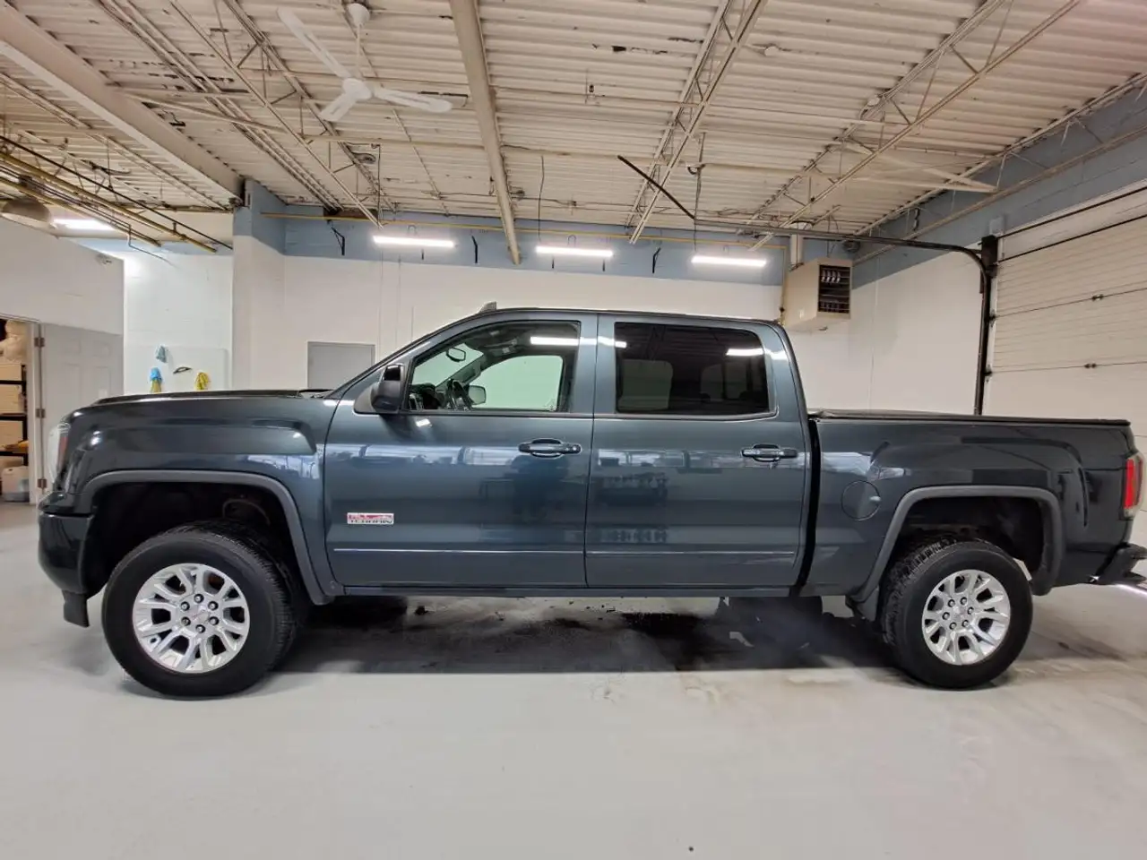 GMC Sierra 1500 fotografie GMC Sierra 1500