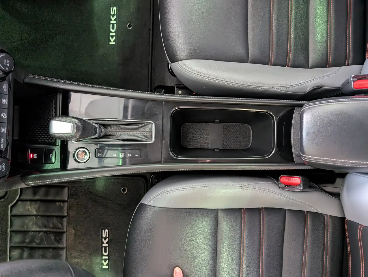 Nissan Kicks снимка Nissan Kicks