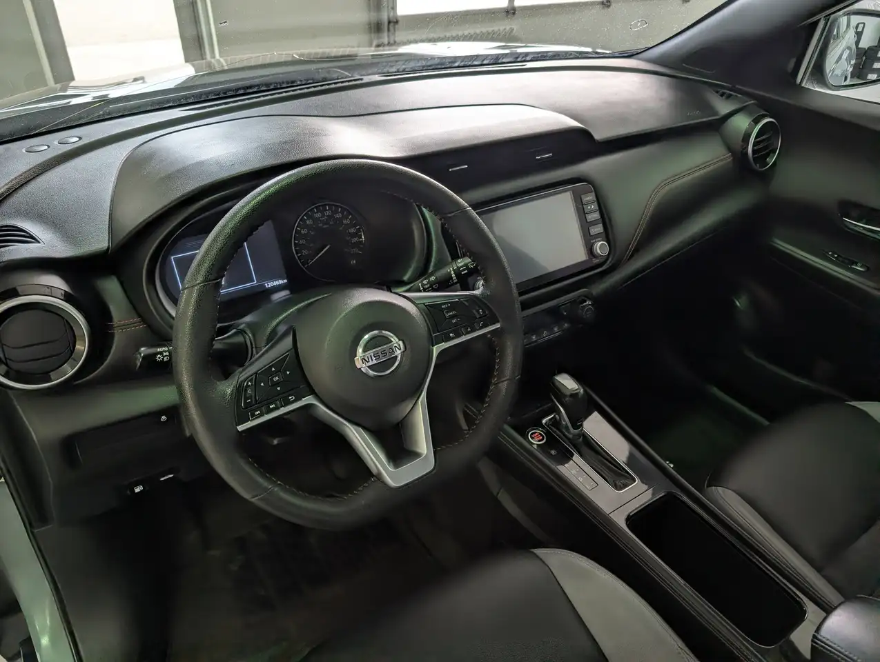 Nissan Kicks снимка Nissan Kicks