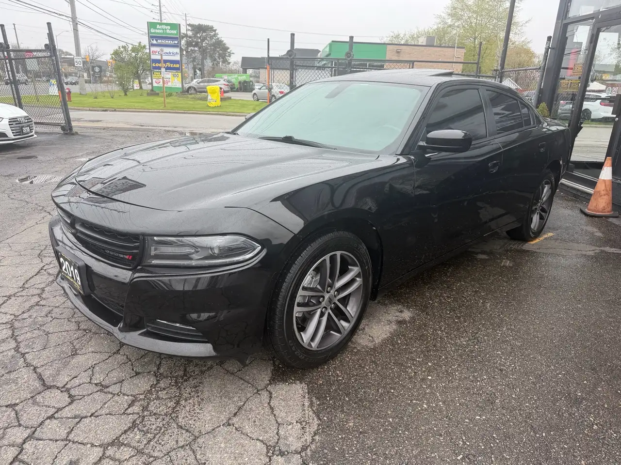 Dodge Charger снимка Dodge Charger