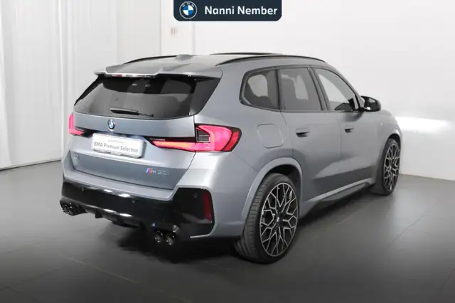 BMW X1 view 3