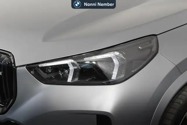 BMW X1 view 5