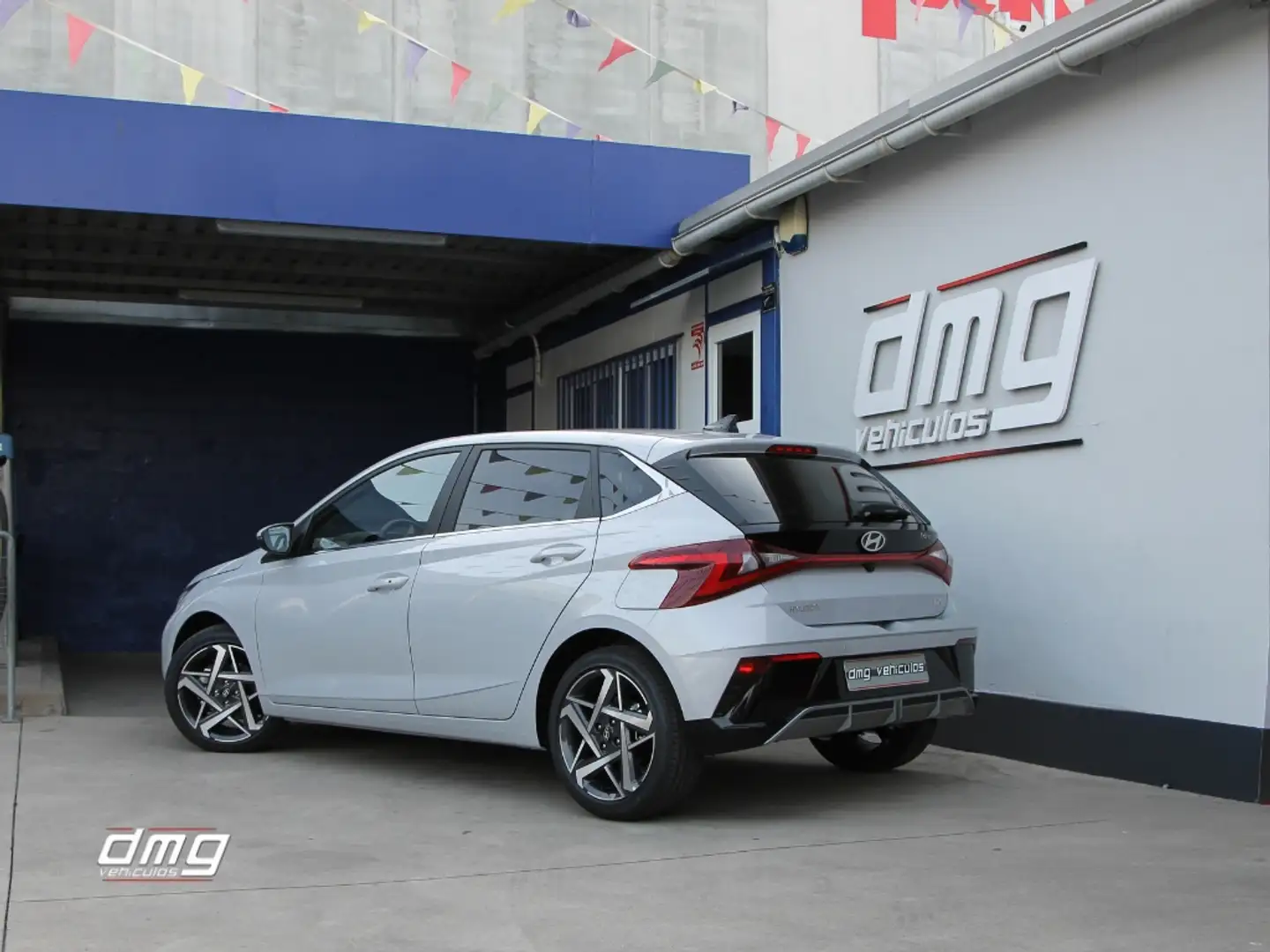 Hyundai i20 1.0 TGDI Tecno 48V 100 Blanco - 2