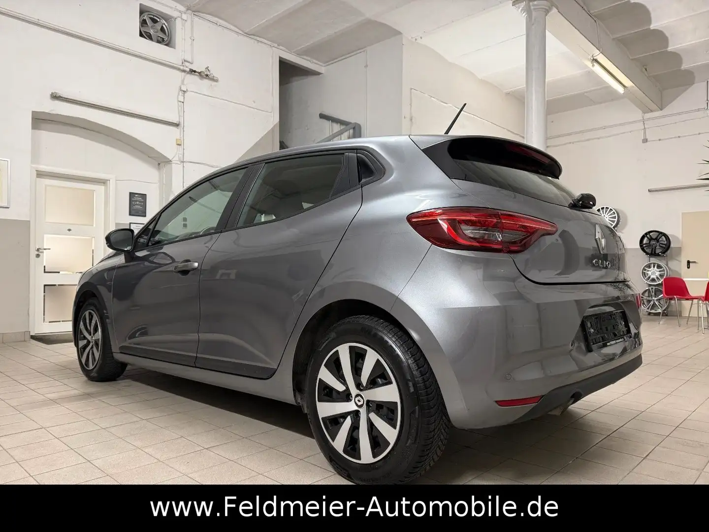 Renault Clio SCe 65 Equilibre*Klima*PDC*LED*CarPlay* Gris - 2