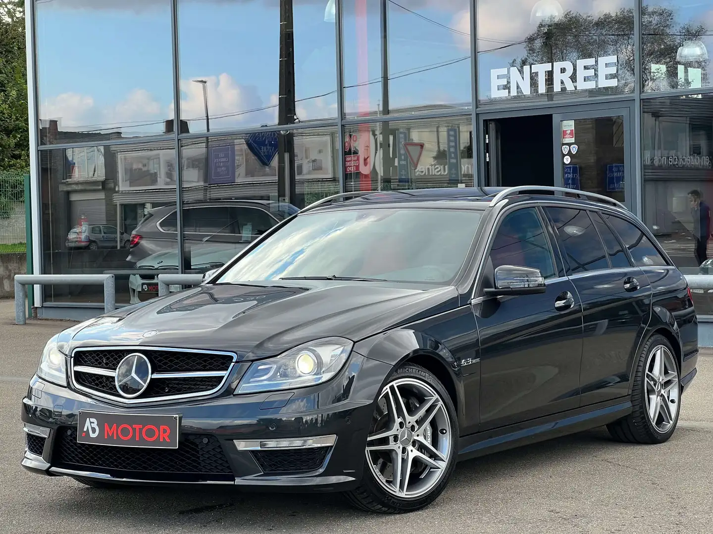 Mercedes-Benz C 63 AMG Break 1ere Main Carnet complet Mercedes Full Optio Černá - 2