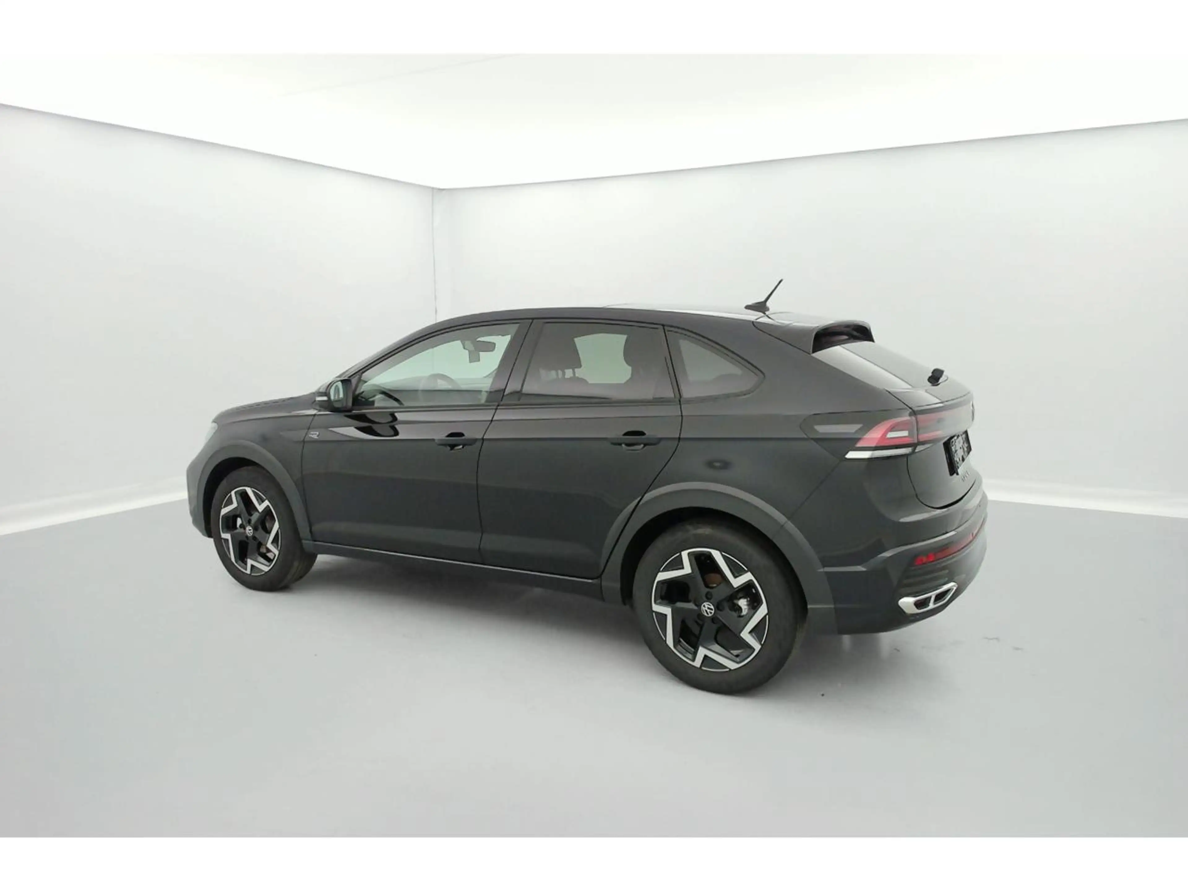 Volkswagen Taigo 1.0 TSI R-Line — photo 11