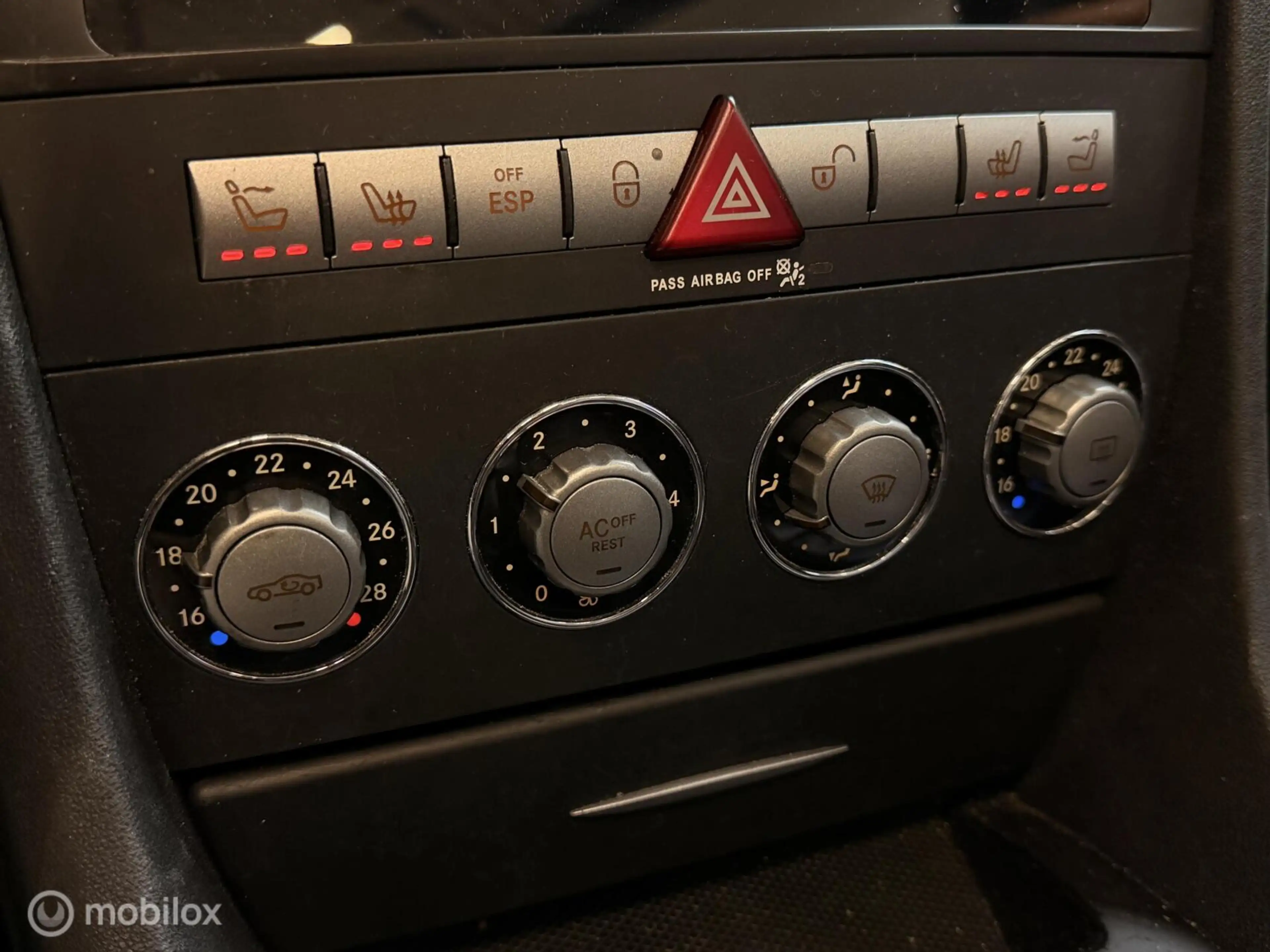 Mercedes-Benz SLK 200 K. AUT APK-8/2027 HALS/STOELVRW NAVI — photo 21