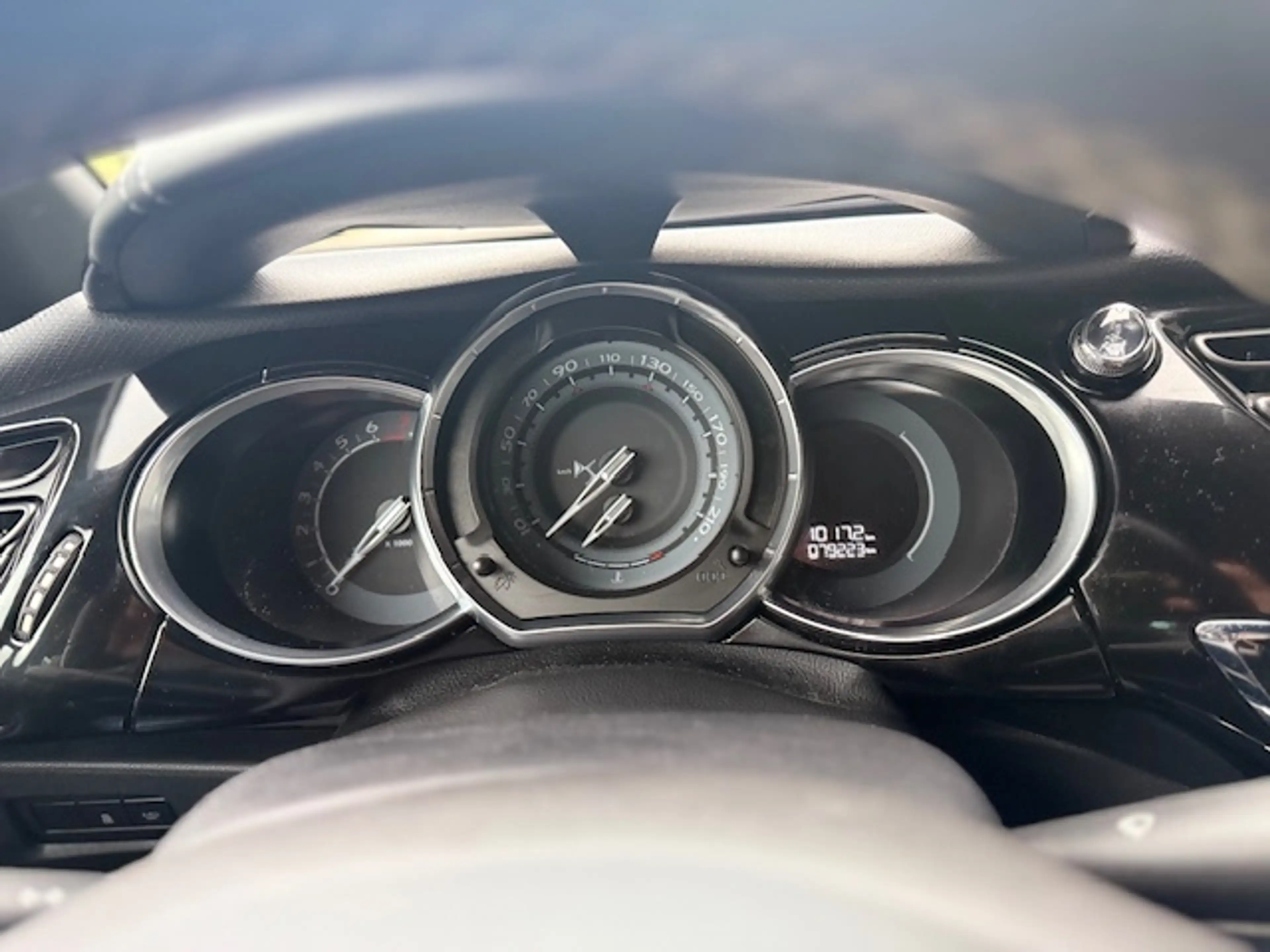 Citroen DS3 1.2 Ultra Prestige 110pk Camera — photo 14