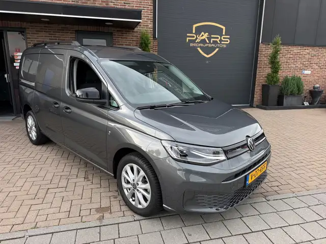 Volkswagen Caddy view 5