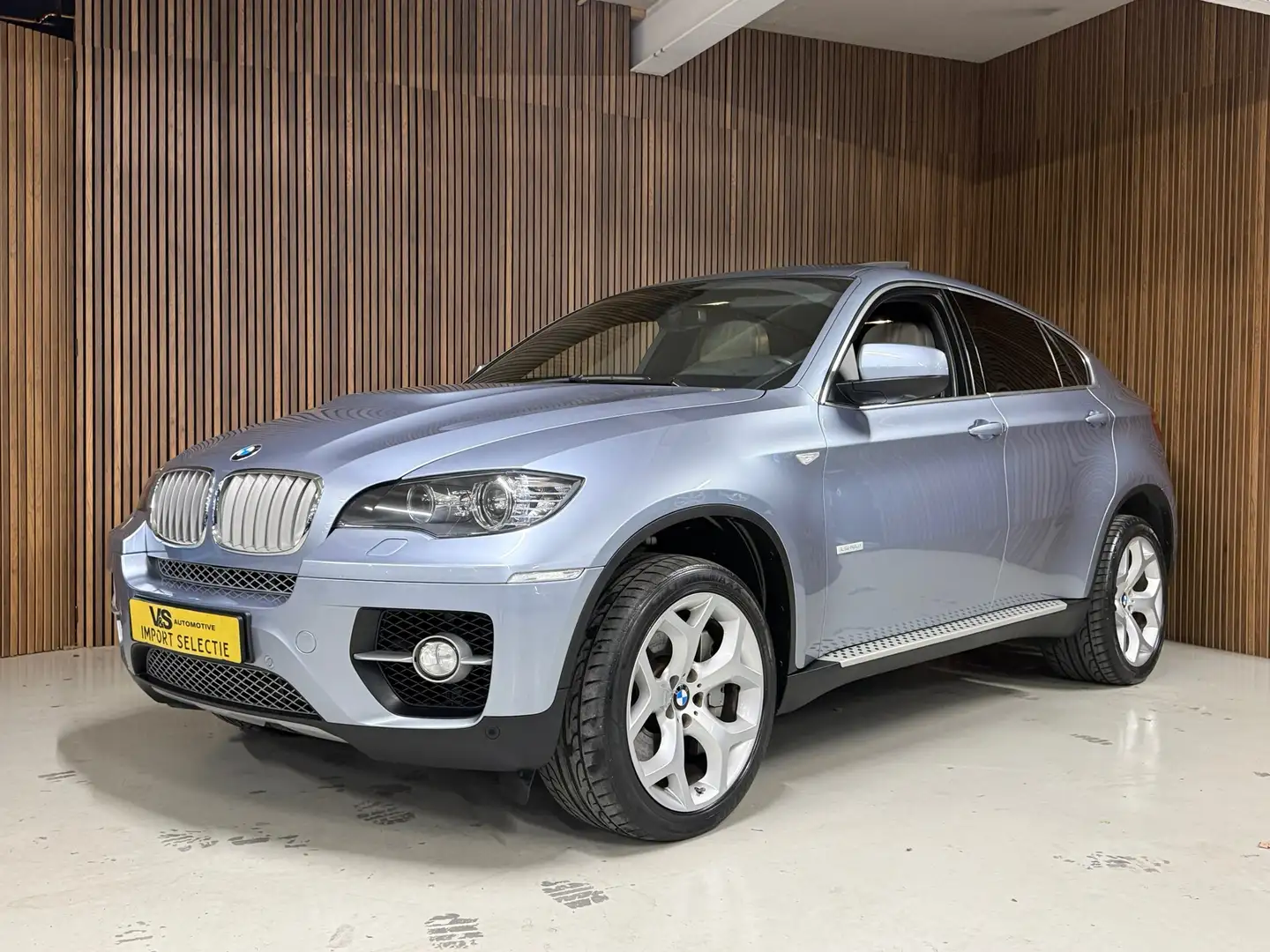 BMW X6 5.0i ActiveHybrid - Youngtimer - Unieke stand - 1