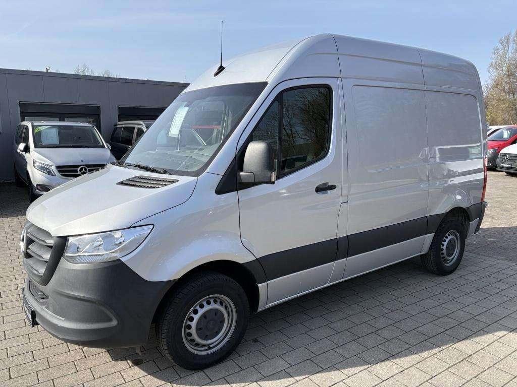 Second hand Mercedes Benz Sprinter 