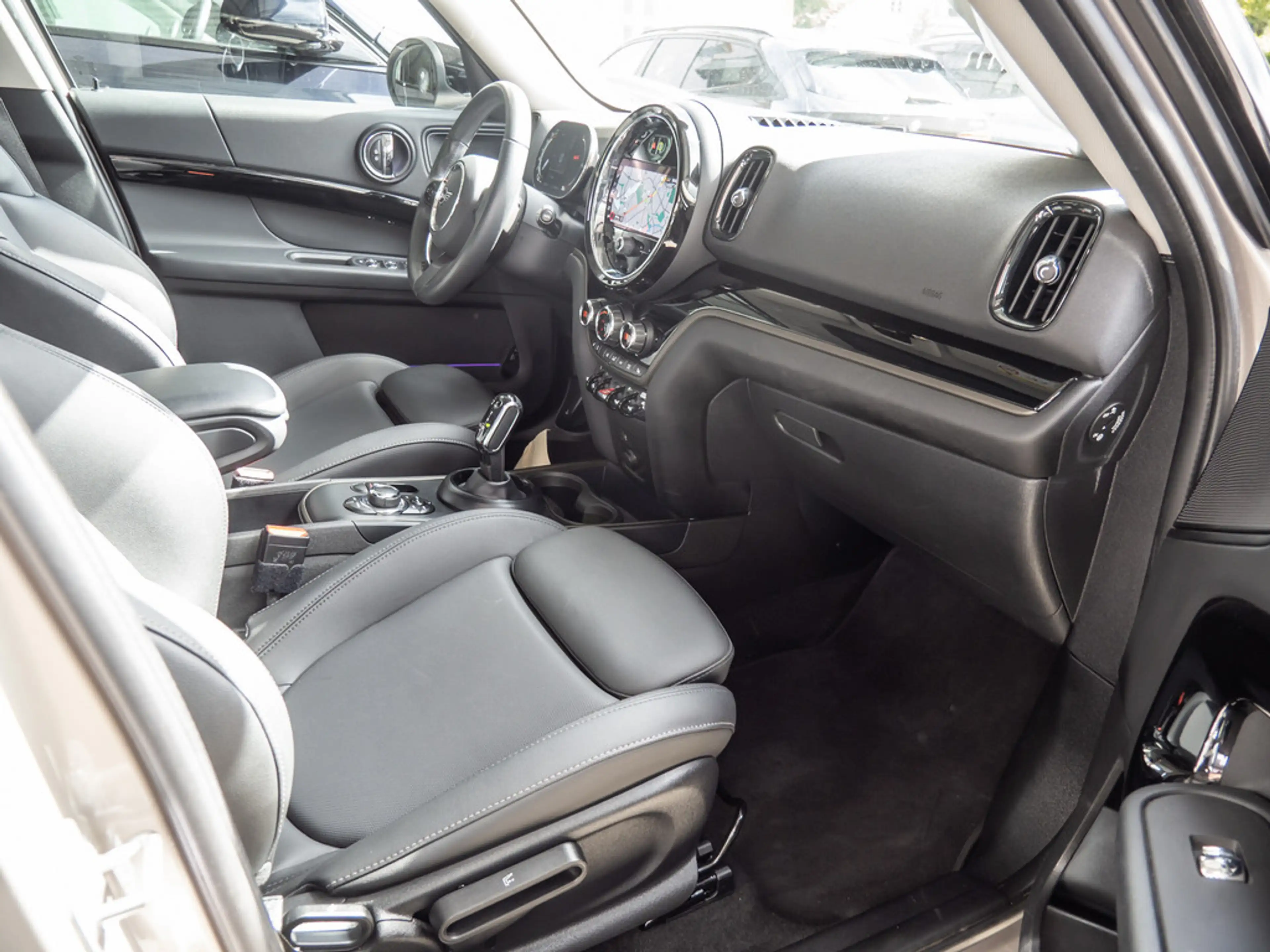 MINI Cooper Countryman — photo 7