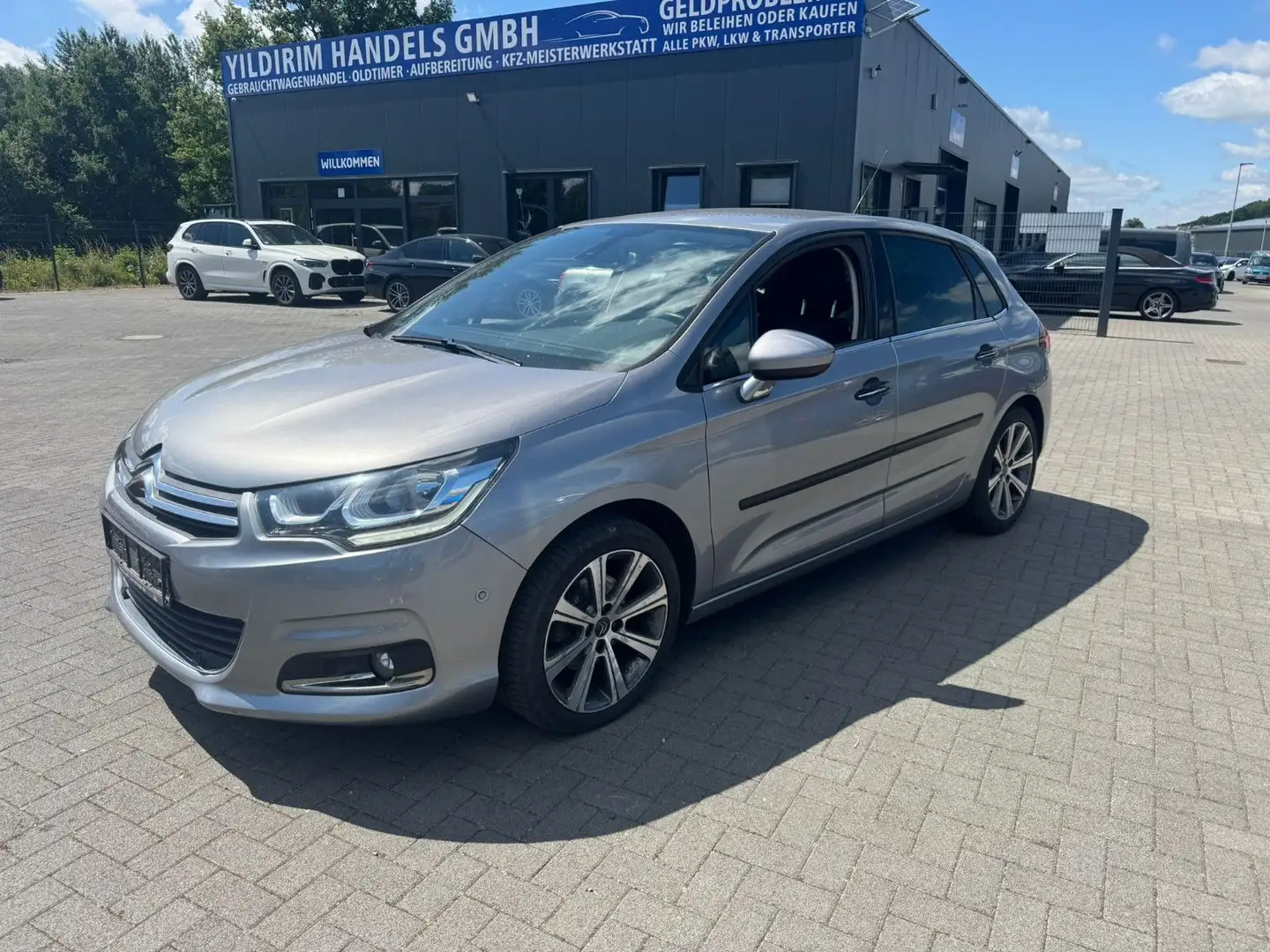 Citroen C4 Lim. Shine,1 HAND,NAVI,KLIMA,SITZHEIZUNG,PDC Grau - 1