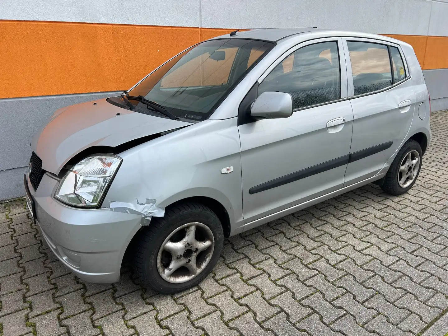 Kia Picanto 1.1 LX wenig KM fahrbereit Argent - 1
