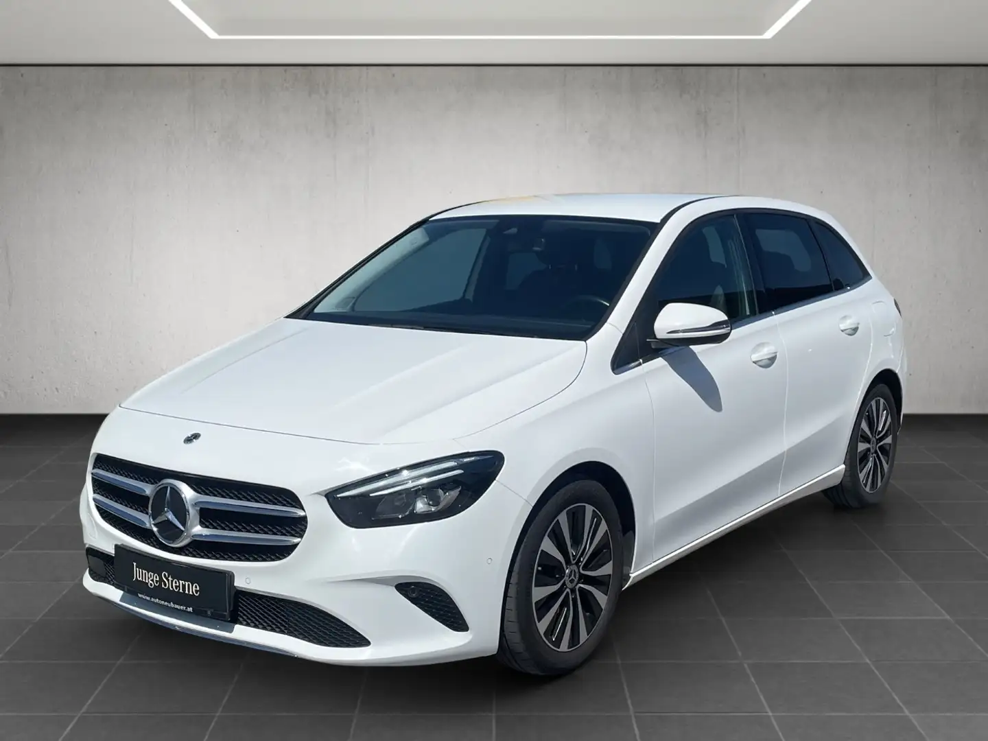 Mercedes-Benz B 200 d Style MBUX RKam PTS Shz LED eHeck Klima Weiß - 1