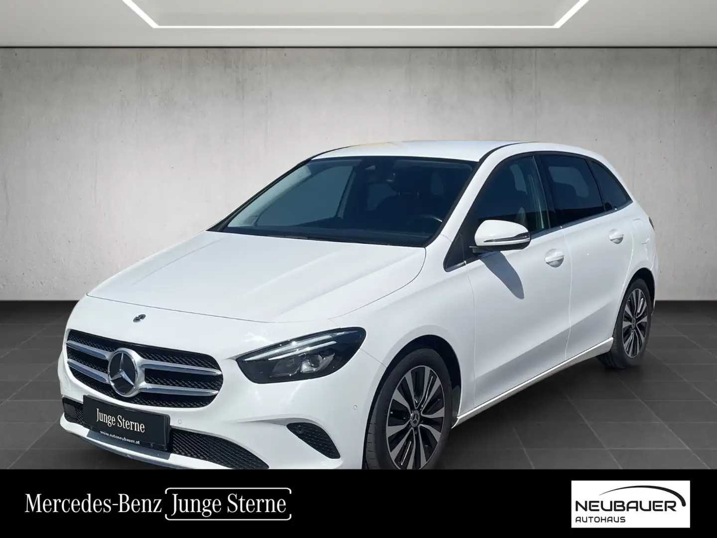 Mercedes-Benz B 200 d Style MBUX RKam PTS Shz LED eHeck Klima Blanc - 1