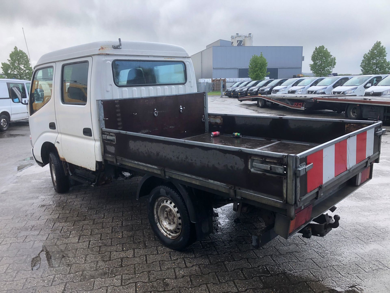 Toyota Dyna 100 3.0 D-4D — photo 9