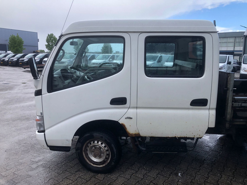 Toyota Dyna 100 3.0 D-4D — photo 6