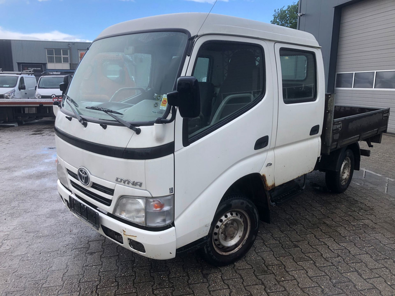 Toyota Dyna 100 3.0 D-4D — photo 5