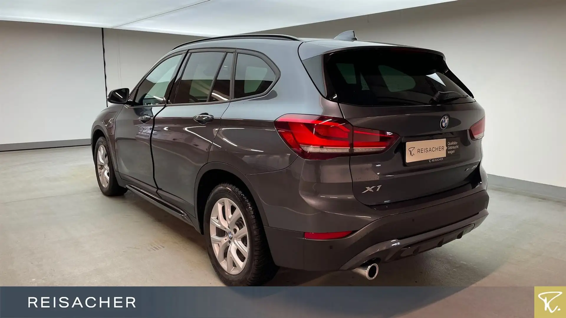 BMW X1 xDrive 25e A Sport-Line,Leder,Navi,elHk,RFK Gris - 2