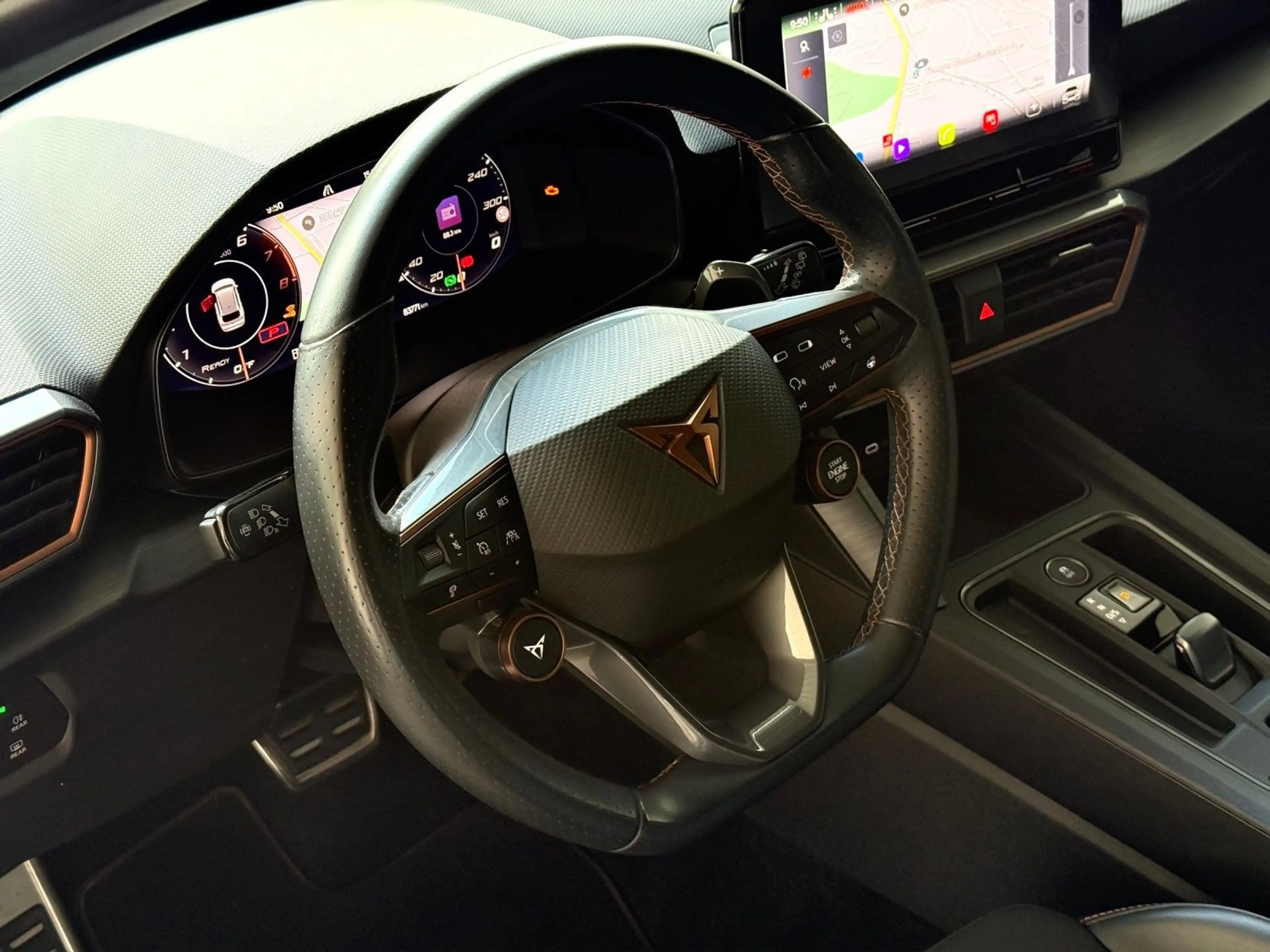 CUPRA Leon Sportstourer 2.0 TSI DSG 4D VZ PANO KAMERA — photo 9