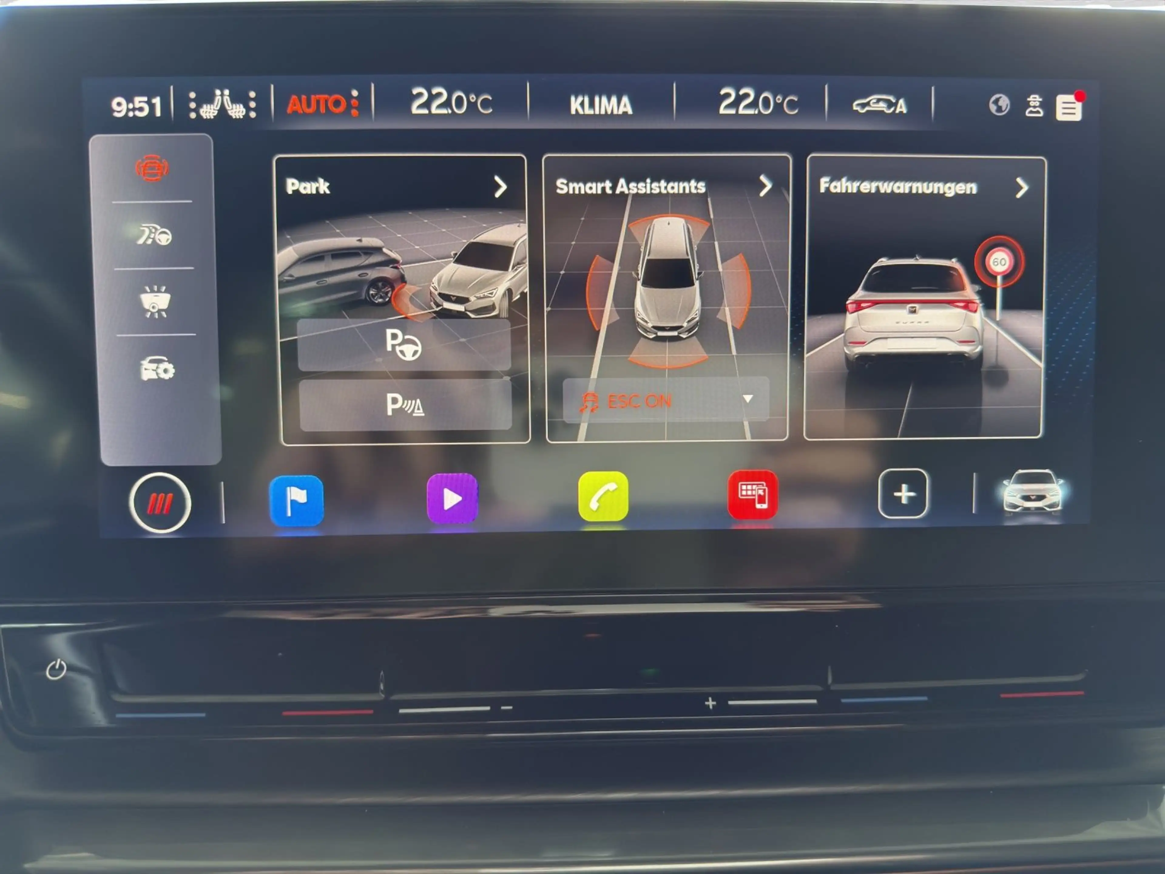 CUPRA Leon Sportstourer 2.0 TSI DSG 4D VZ PANO KAMERA — photo 13
