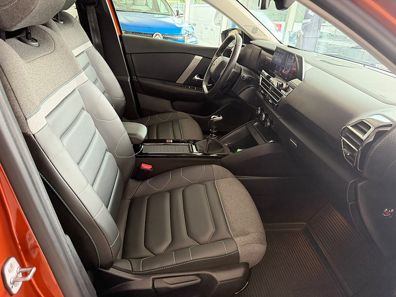 Citroen C4 PureTech 130 S&S Shine (G2939) — photo 4
