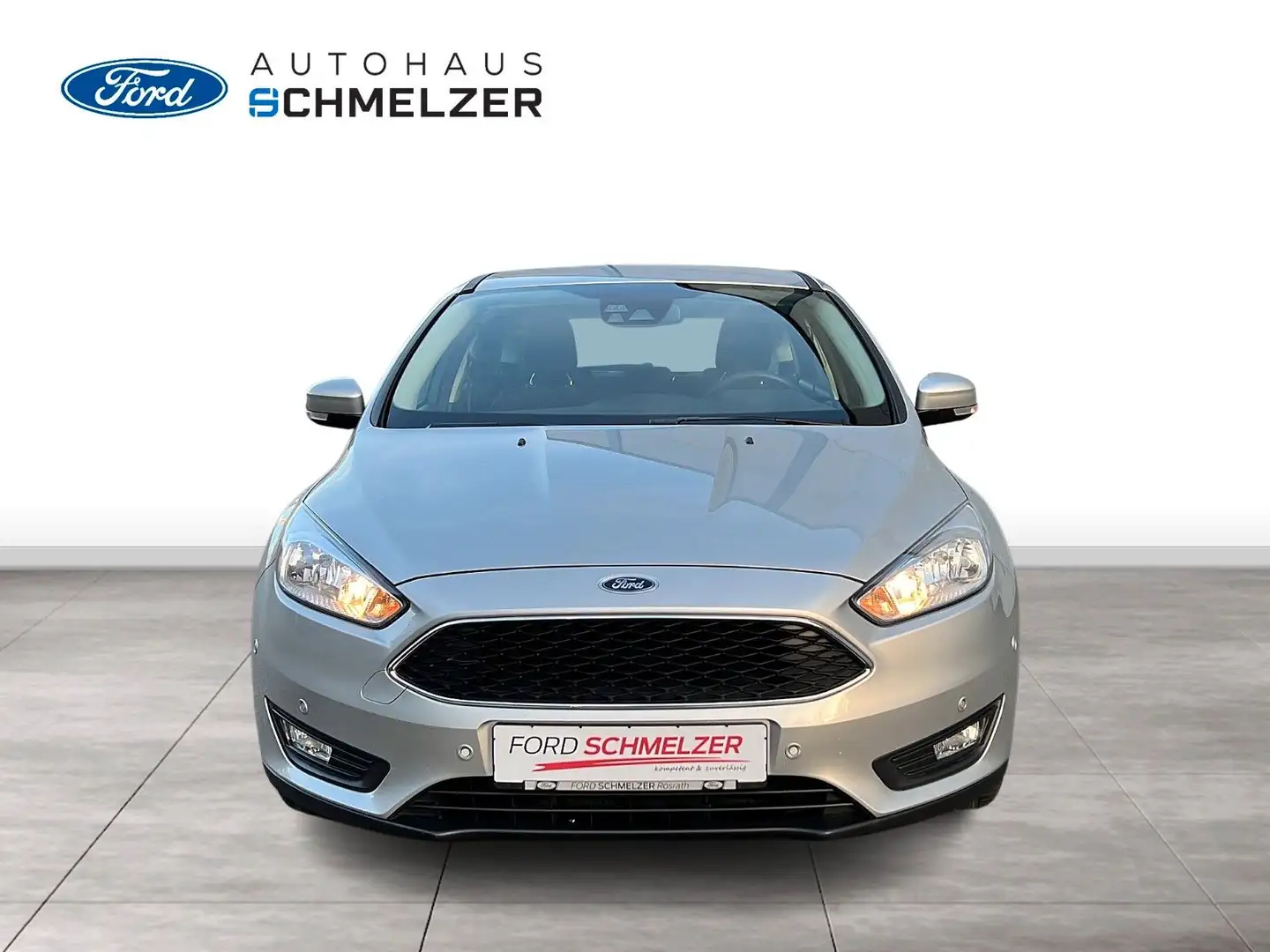 Ford Focus Lim. Business Silber - 2