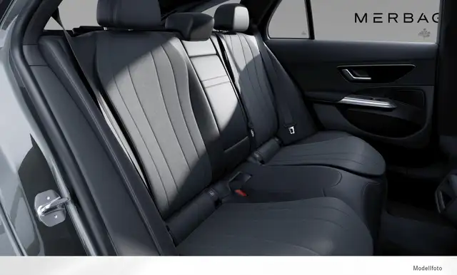 Mercedes-Benz E 220 d 4MATIC T-Modell Ansicht 7