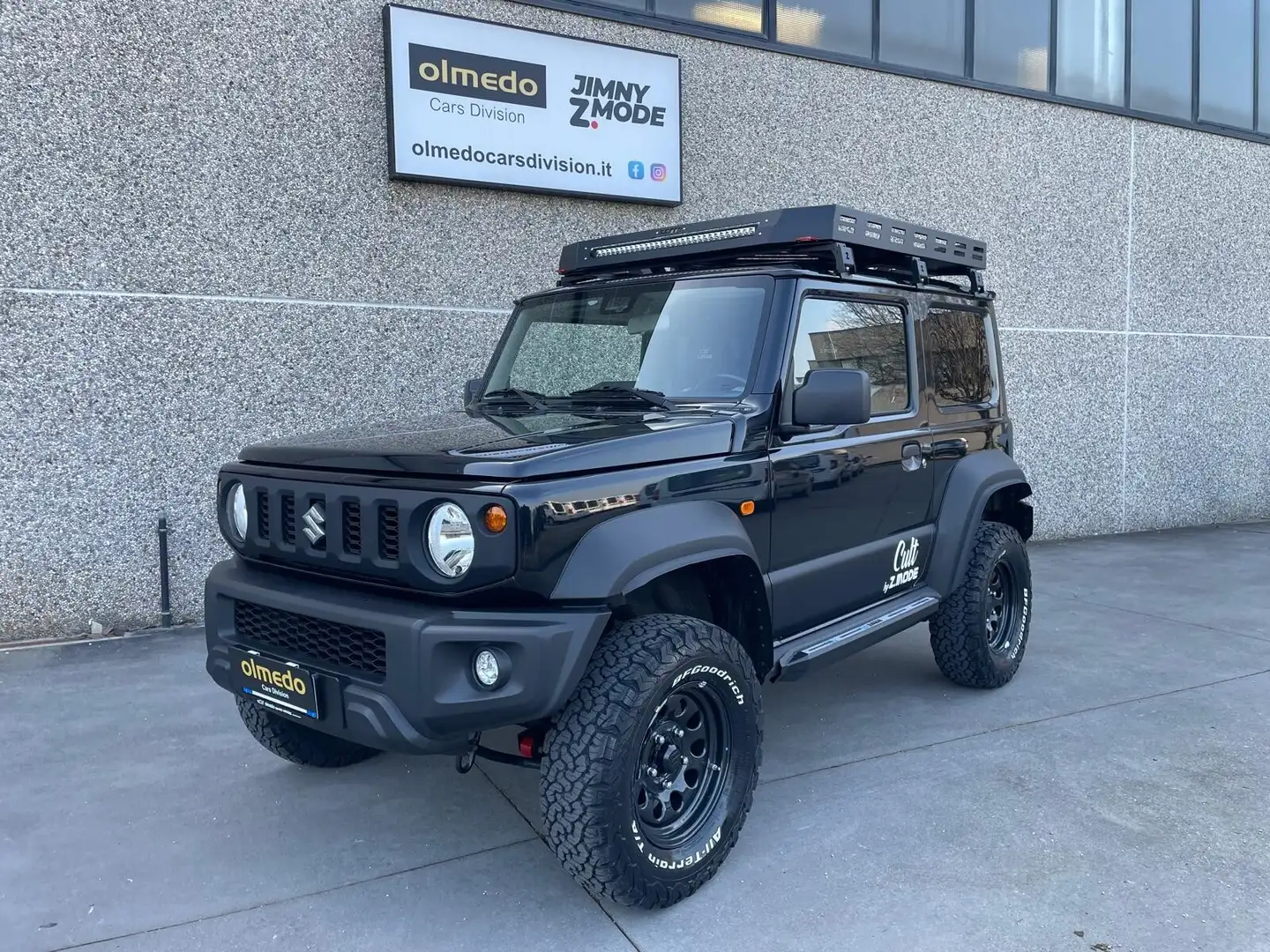 Suzuki Jimny Jimny 1.5 5MT PRO (N1) Schwarz - 1