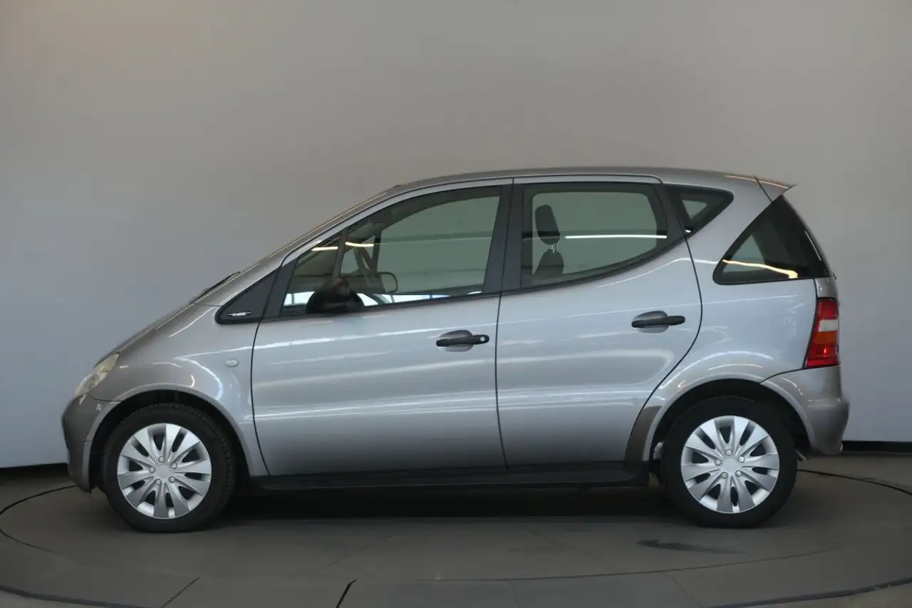 Mercedes-Benz A 160 Classic 1.6 Halbautomatik Klima, foto 2