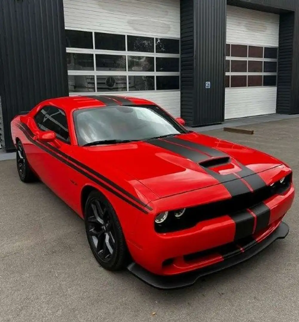 Dodge Challenger Rouge - 1