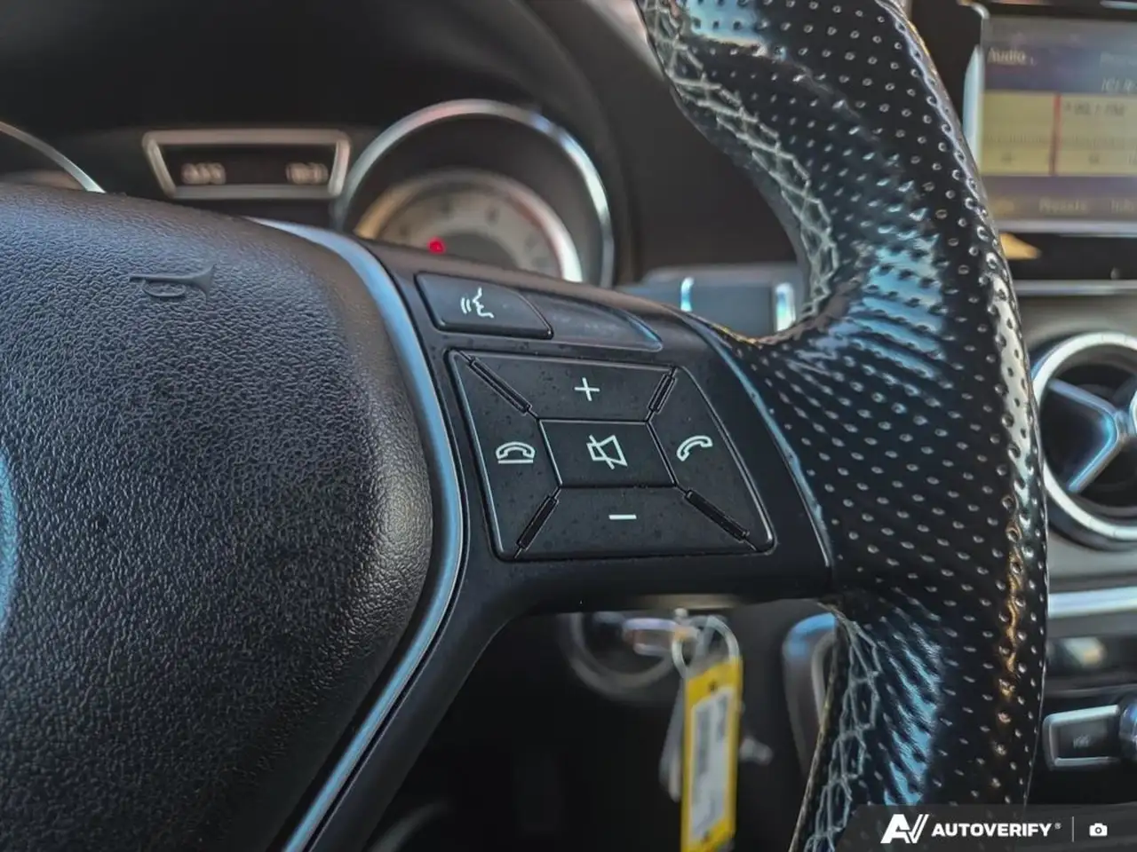Mercedes-Benz CLA снимка Mercedes-Benz CLA