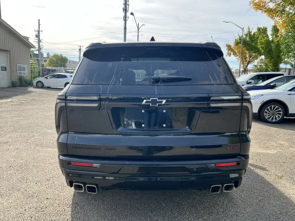 2026 Chevrolet Traverse RS | Garage Door Opener | Heated Steering Wheel | — photo 8
