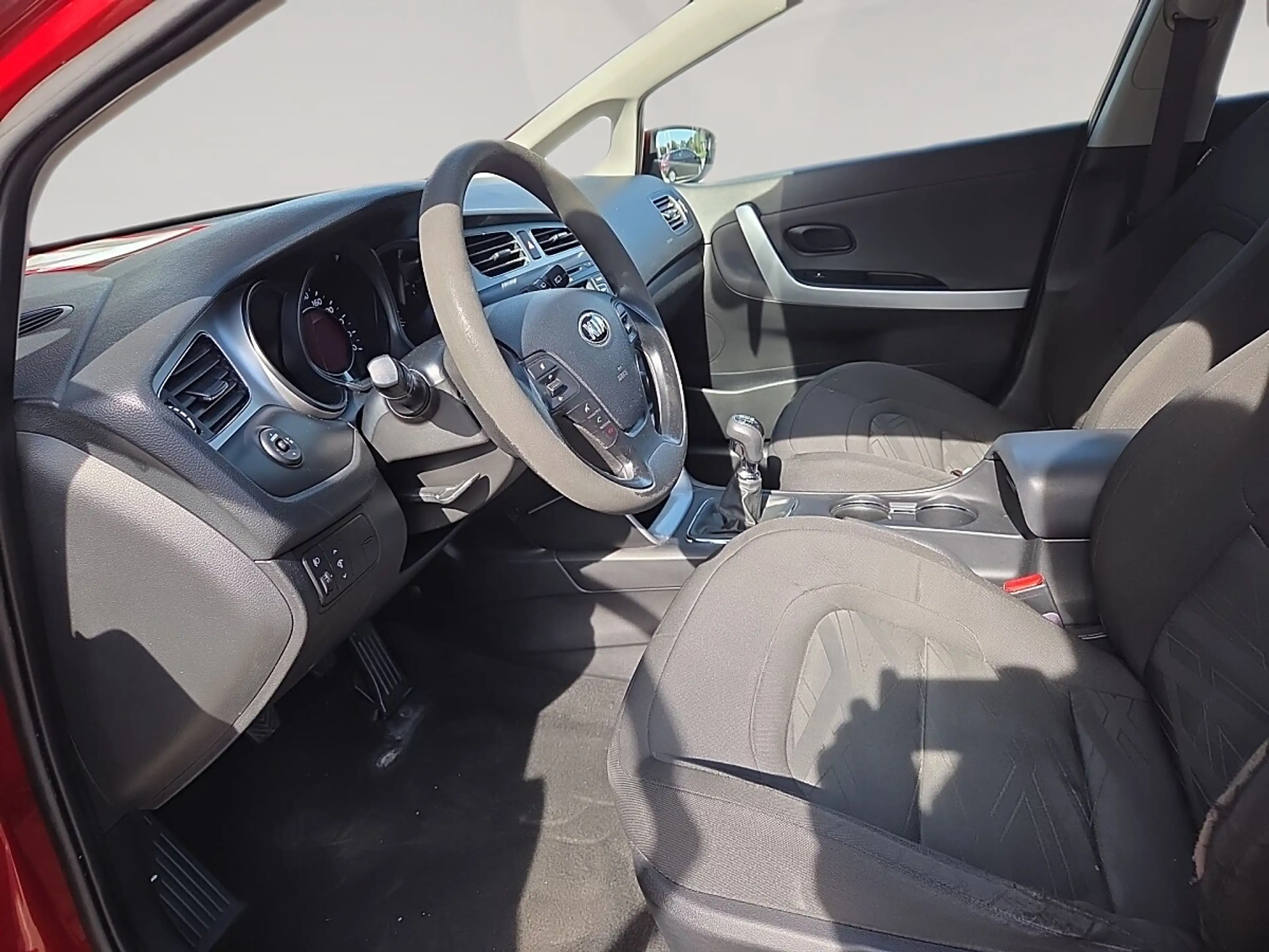 Kia Ceed SW / cee'd SW cee'd cee´d SW Titan 1,4 CRDI — photo 11