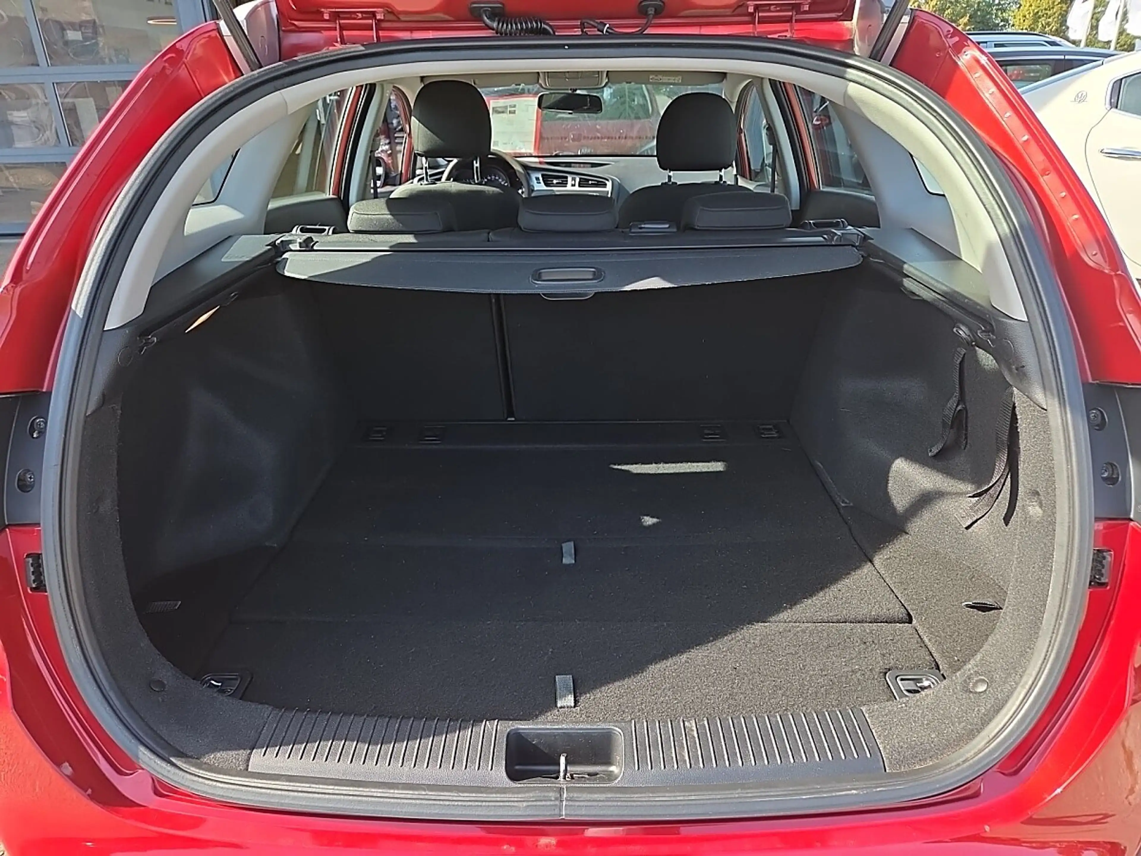 Kia Ceed SW / cee'd SW cee'd cee´d SW Titan 1,4 CRDI — photo 10