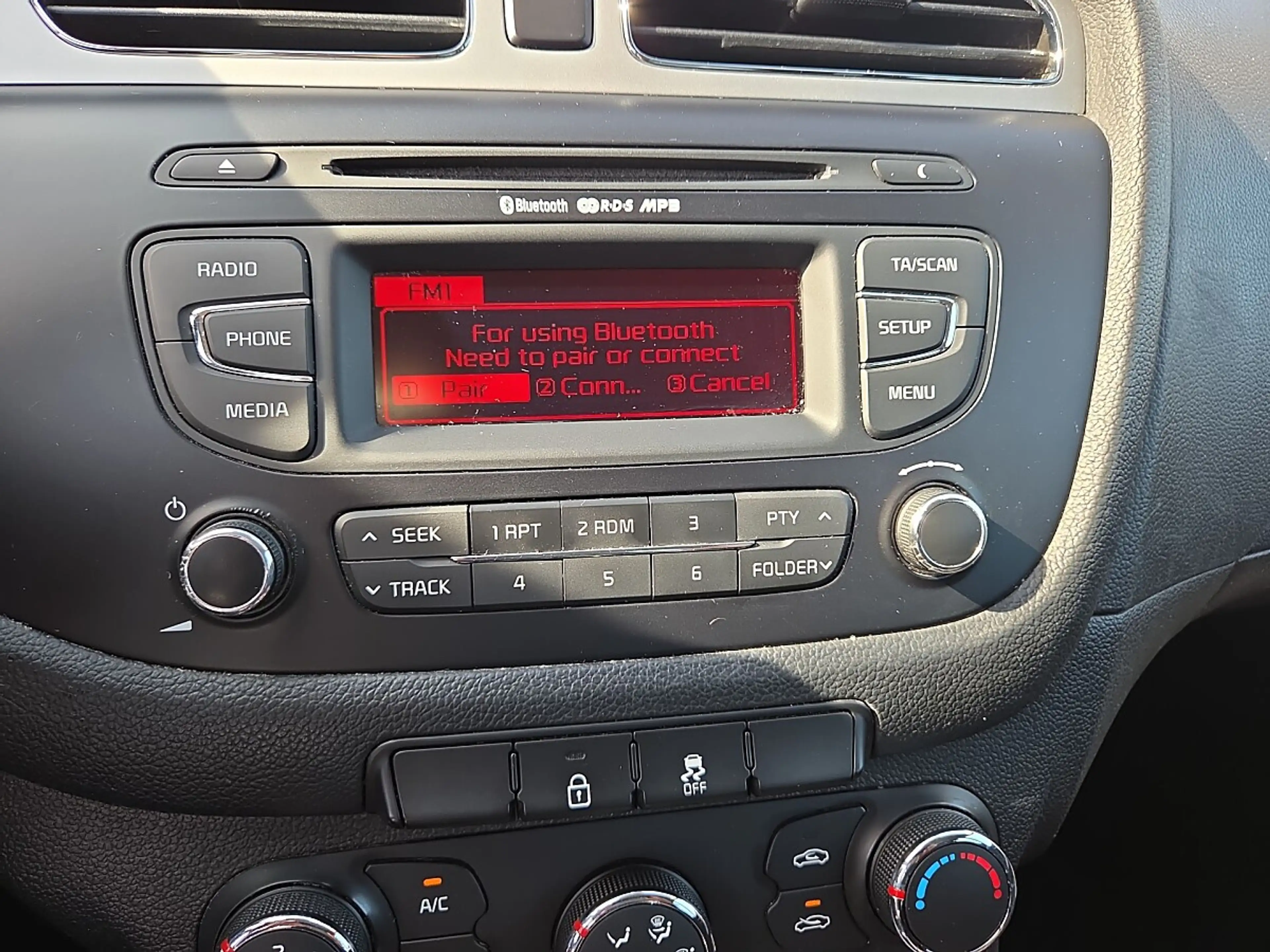 Kia Ceed SW / cee'd SW cee'd cee´d SW Titan 1,4 CRDI — photo 14