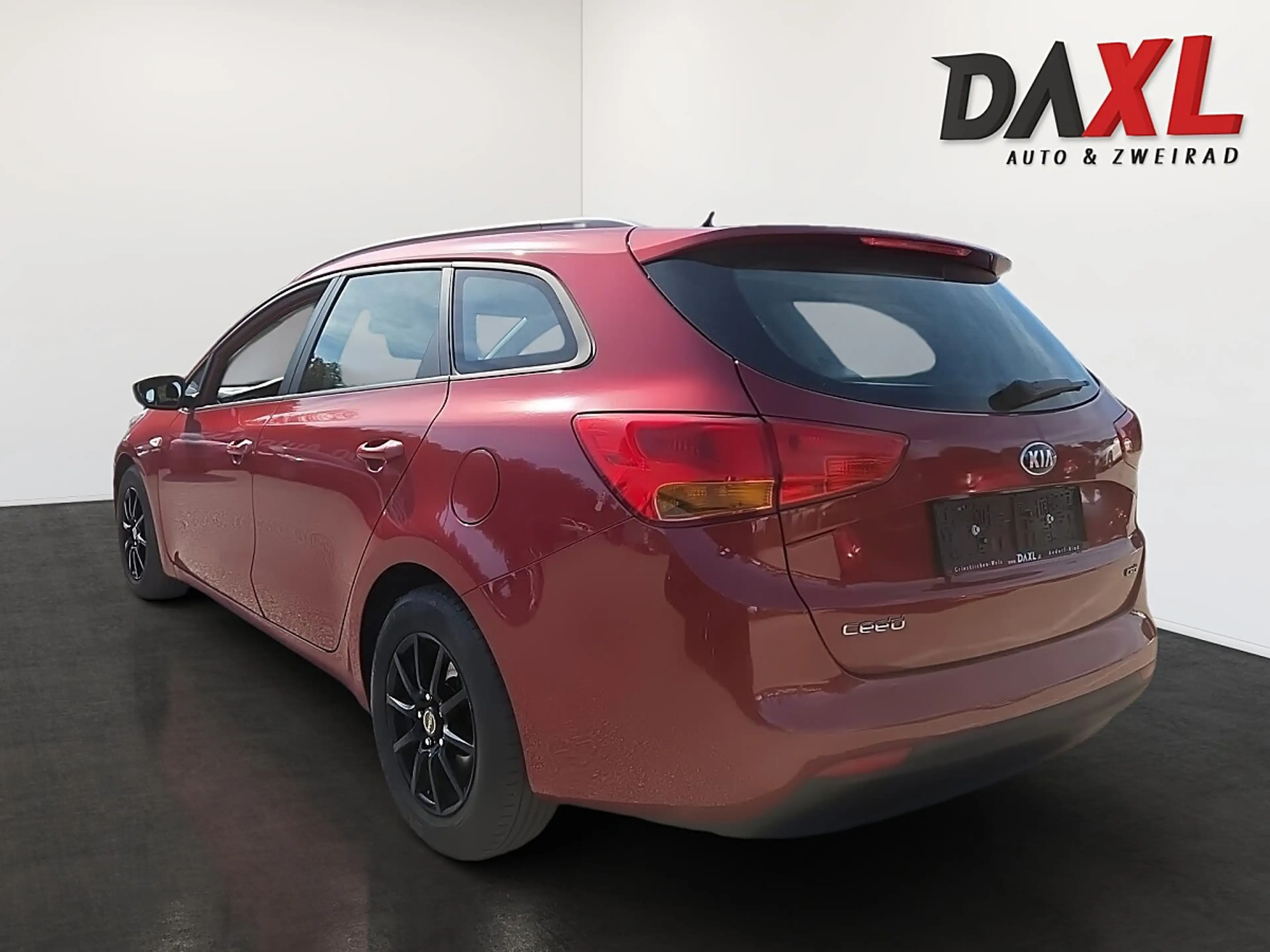 Kia Ceed SW / cee'd SW cee'd cee´d SW Titan 1,4 CRDI — photo 7