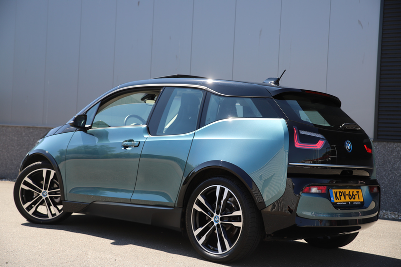 BMW i3 Executive 120Ah 42 kWh Blue Ridge/ Leder/Schuifdak — photo 3