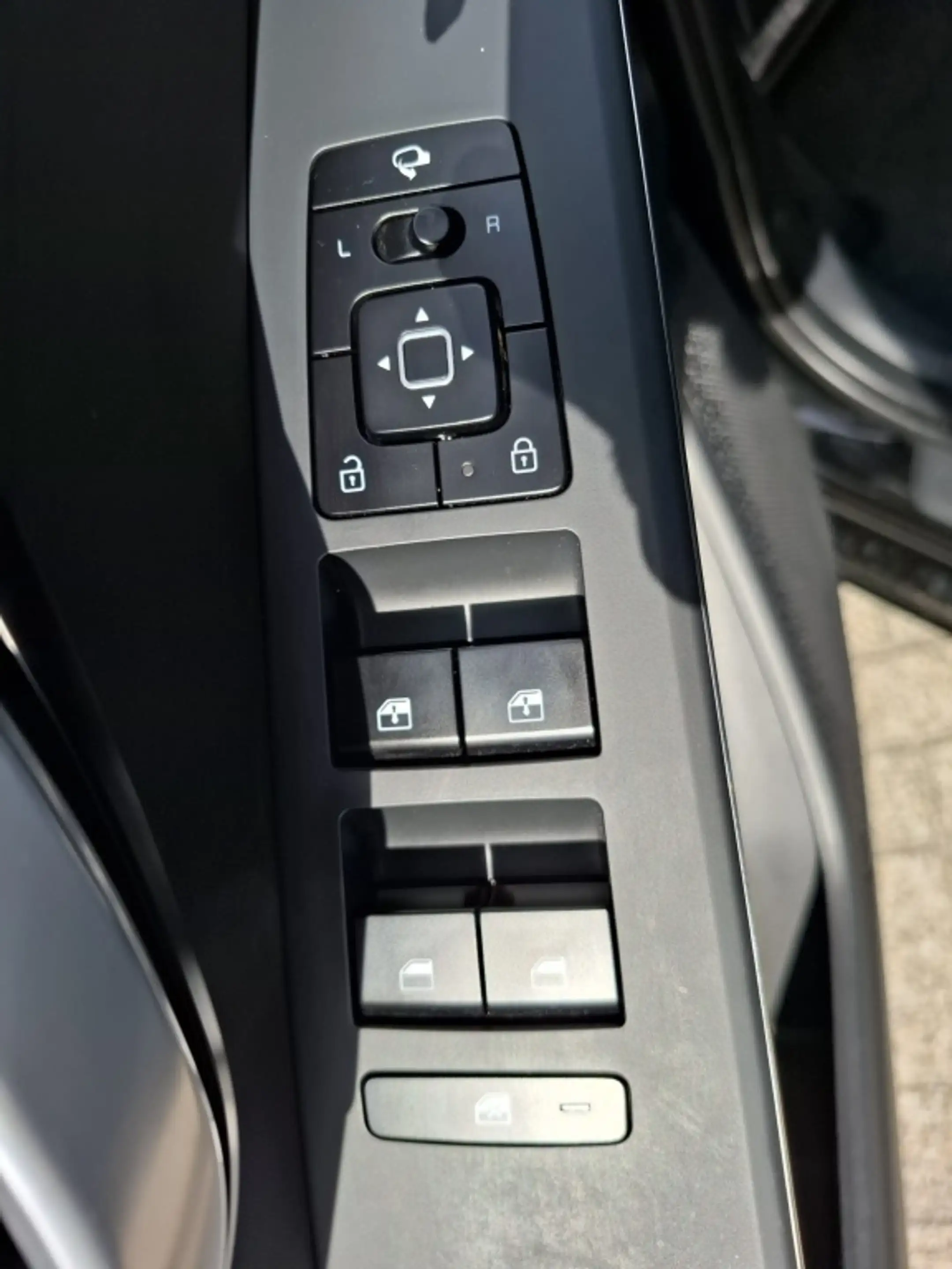 Kia Niro 1.6 HEV Dynamicline NAVI - CAMERA — photo 9