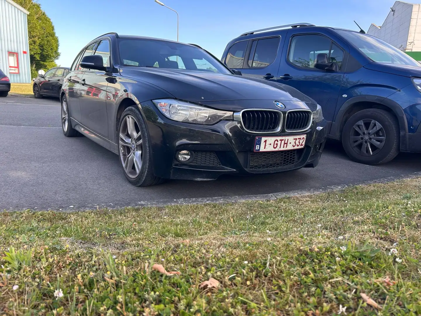 BMW 320 Touring dXA - 1
