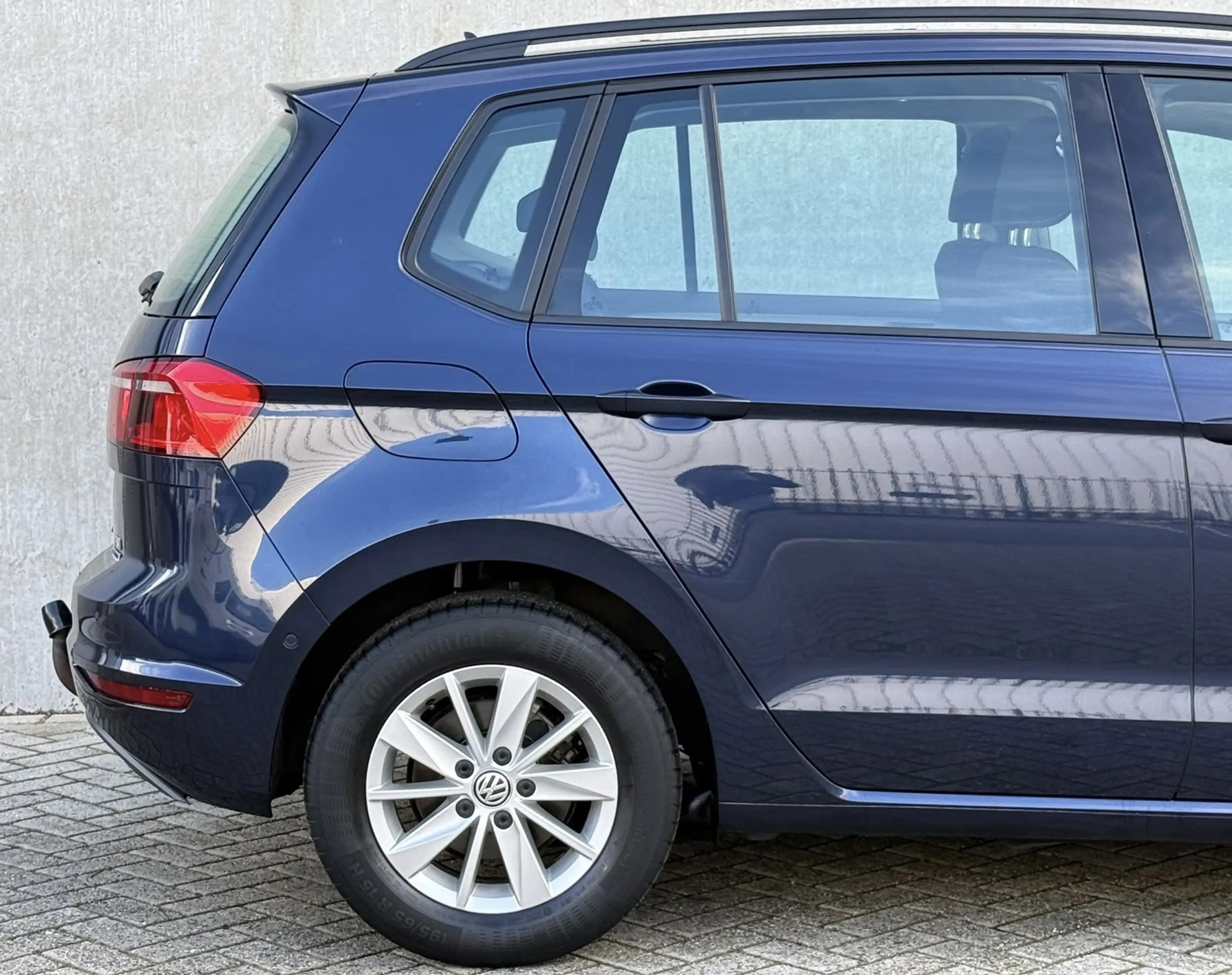 Volkswagen Golf Sportsvan 1.2 TSI AUT Blauw 2014 PANO|LED — photo 14