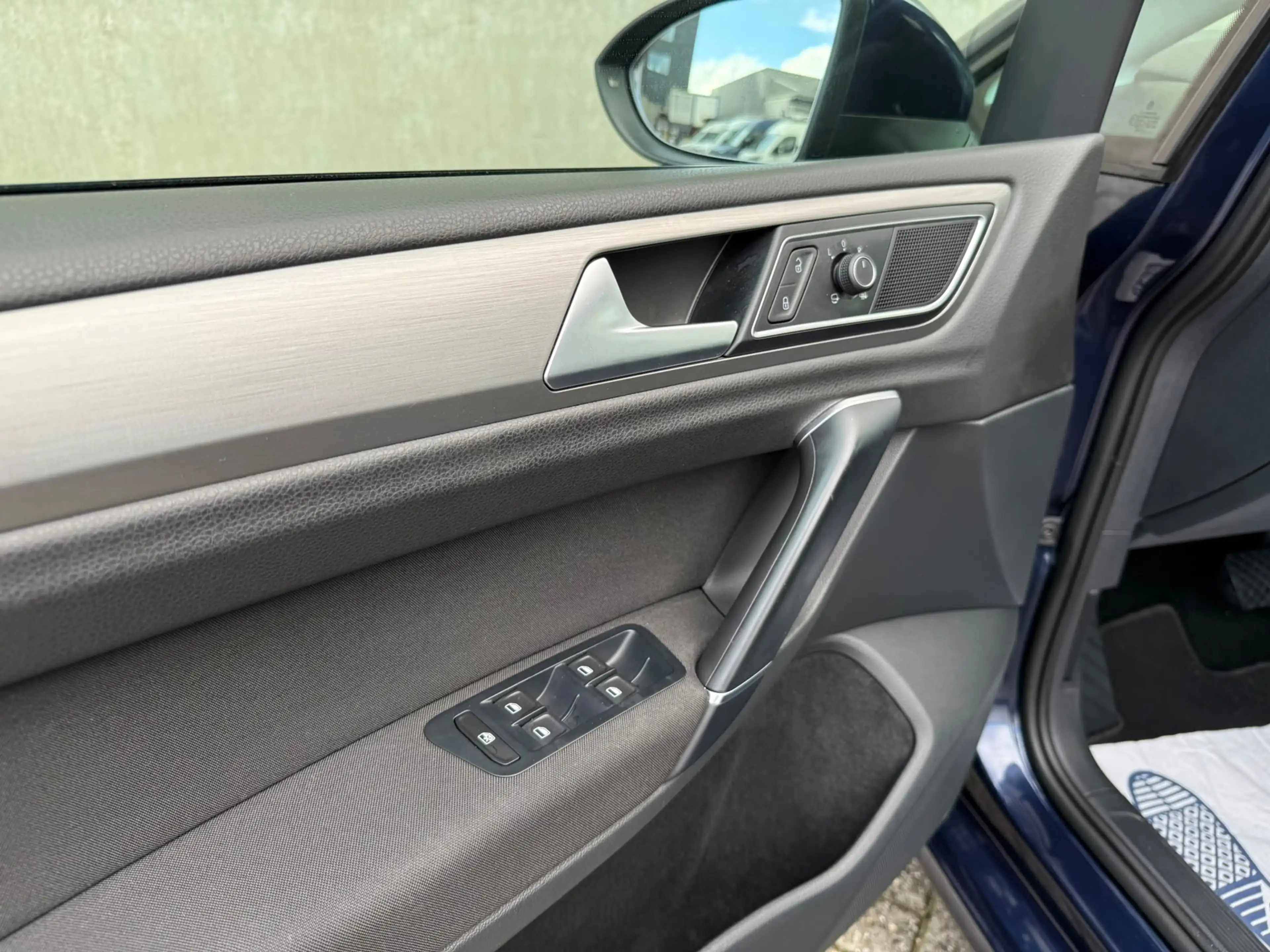 Volkswagen Golf Sportsvan 1.2 TSI AUT Blauw 2014 PANO|LED — photo 22
