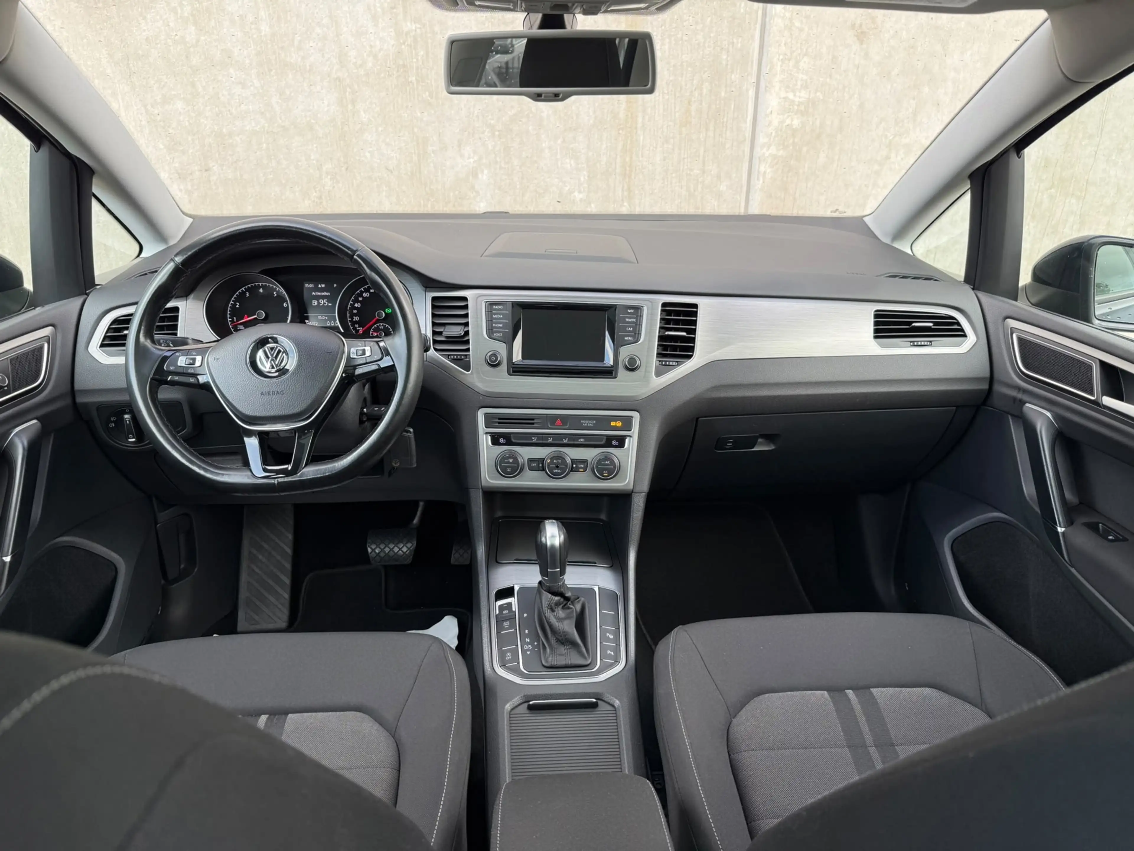 Volkswagen Golf Sportsvan 1.2 TSI AUT Blauw 2014 PANO|LED — photo 9