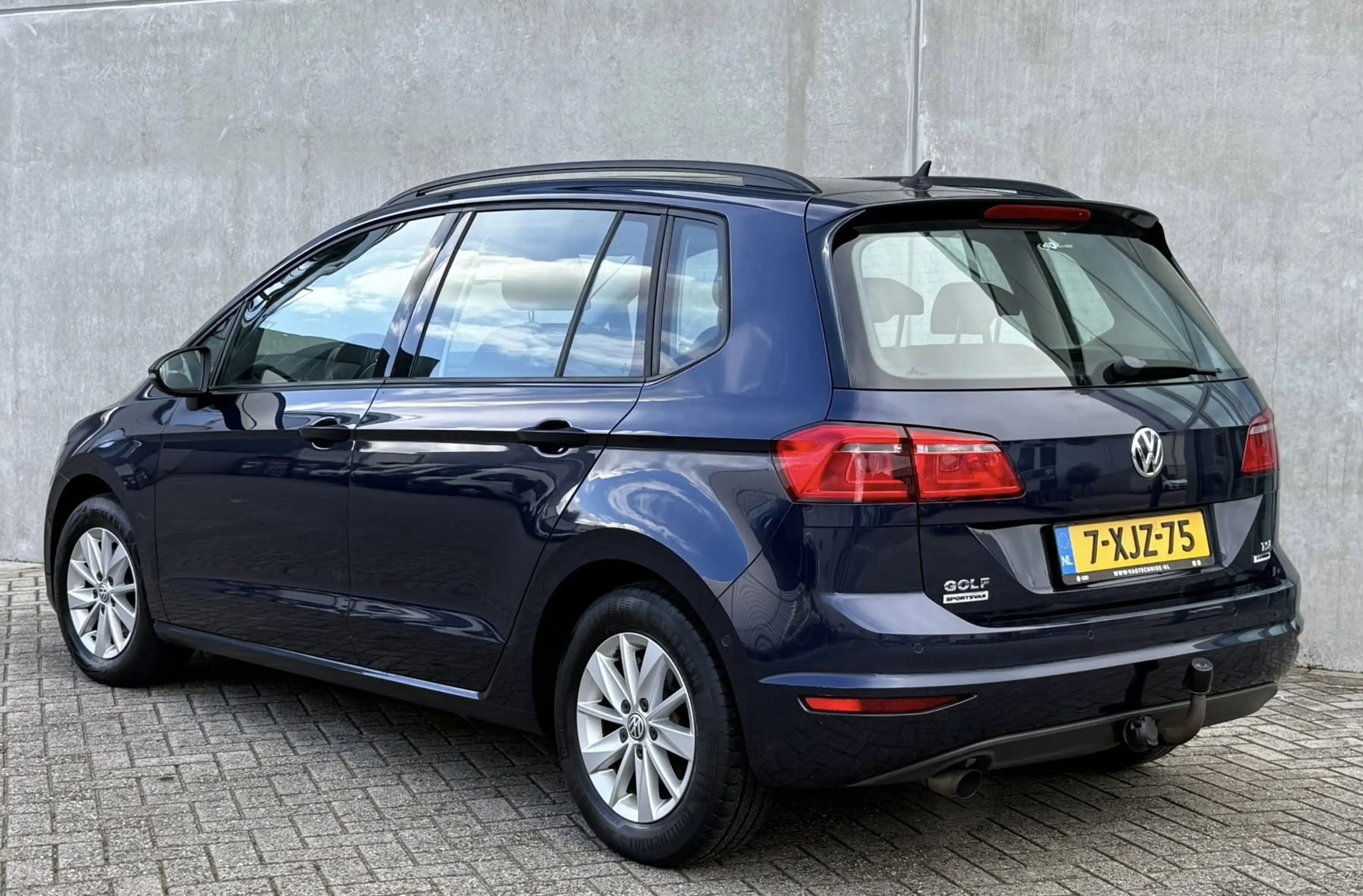 Volkswagen Golf Sportsvan 1.2 TSI AUT Blauw 2014 PANO|LED — photo 6