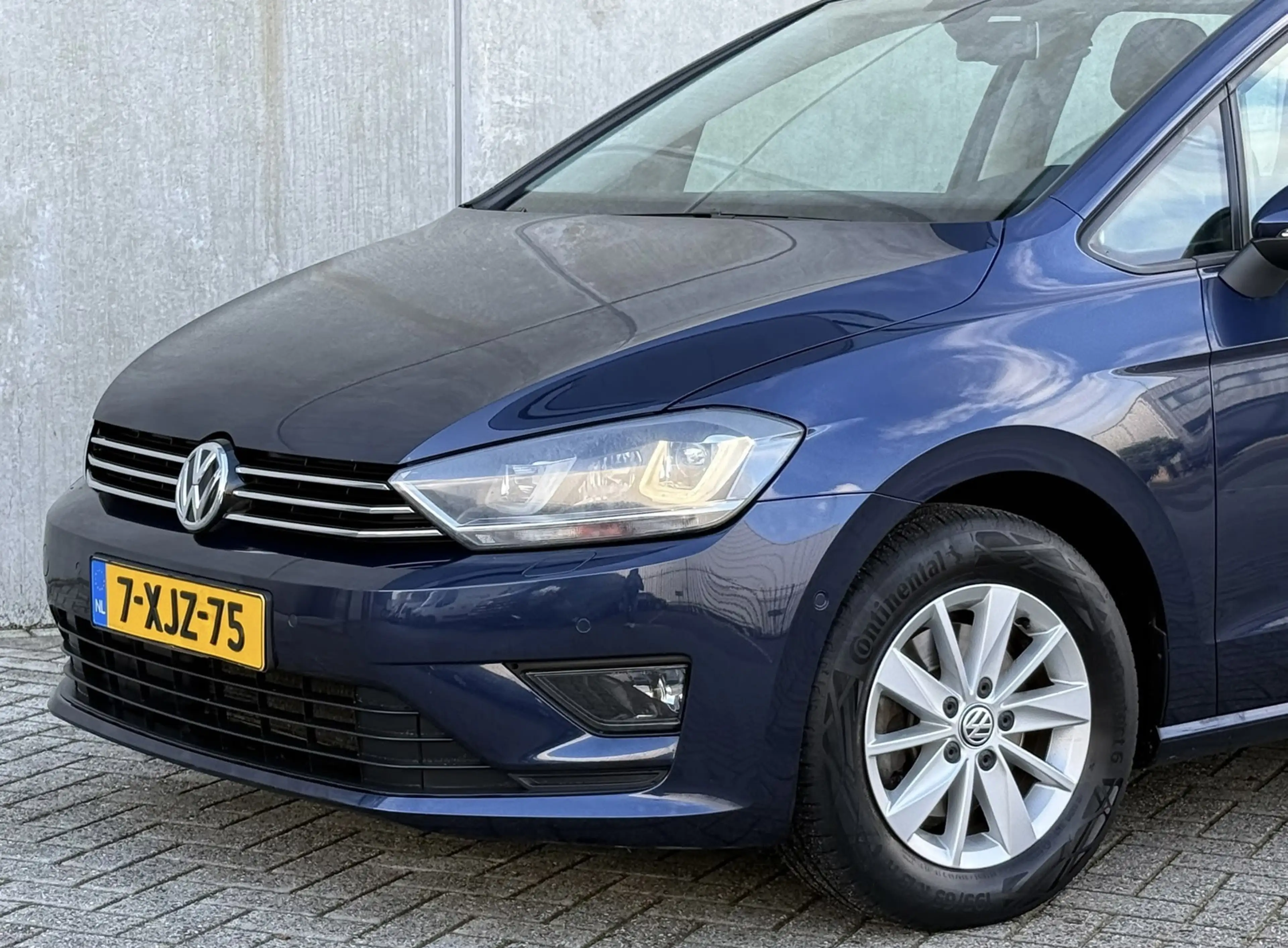 Volkswagen Golf Sportsvan 1.2 TSI AUT Blauw 2014 PANO|LED — photo 2